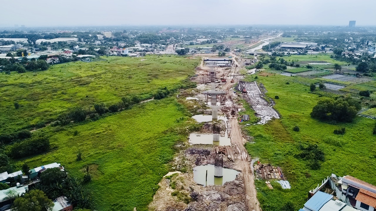 Bình Dương: Đẩy nhanh tiến độ bàn giao mặt bằng, tái định cư đường Vành đai 3- Ảnh 2.