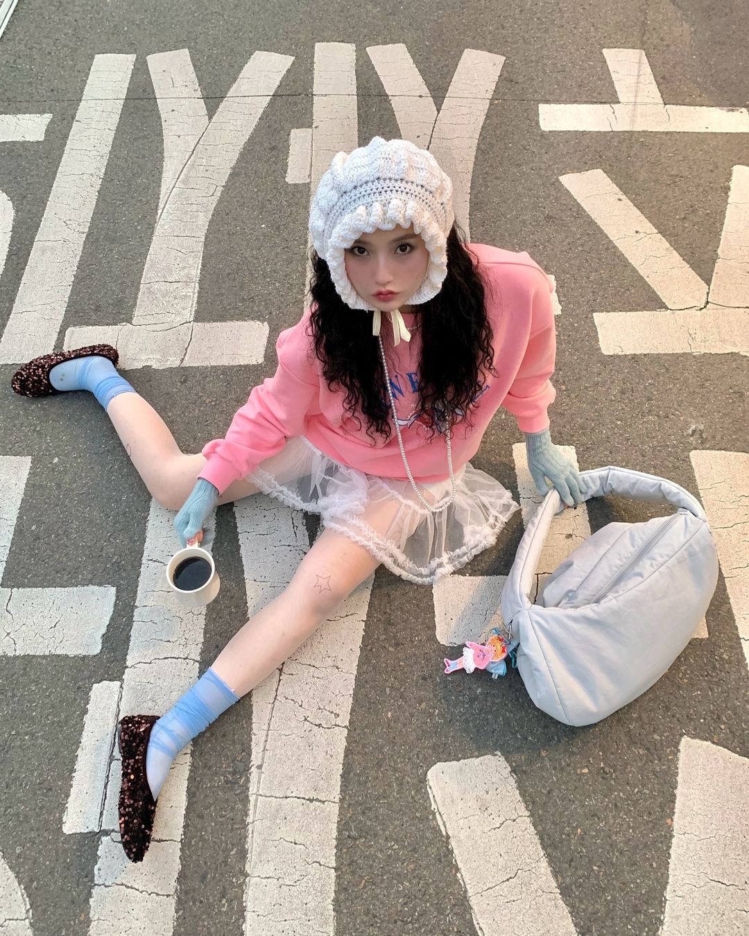 Lägg till sötma med rosa kläder - Bild 7. Thêm ngọt ngào với trang phục tông hồng- Ảnh 7.