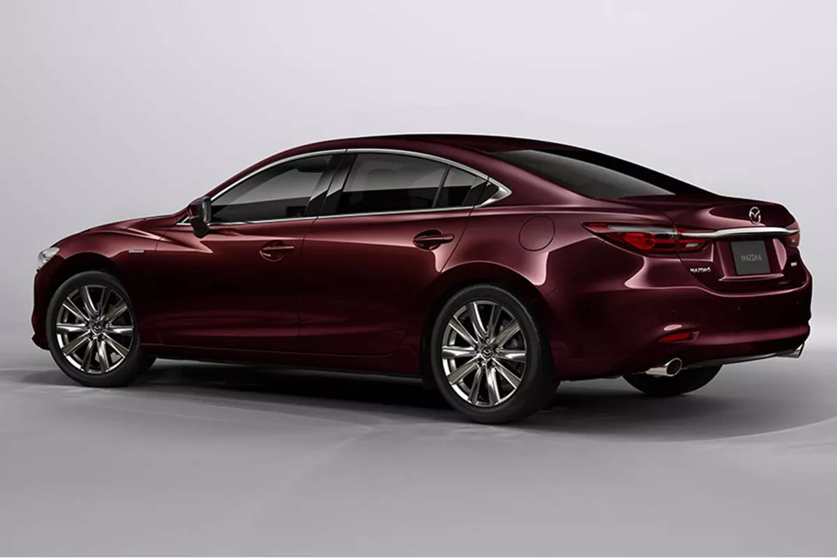 Mazda6 có thêm bản đặc biệt, giá gần 1,5 tỉ đồng- Ảnh 2.