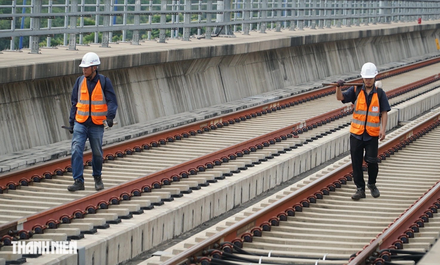 'Biệt đội' chuyên sửa tàu, đường ray cho metro Bến Thành - Suối Tiên- Ảnh 1.