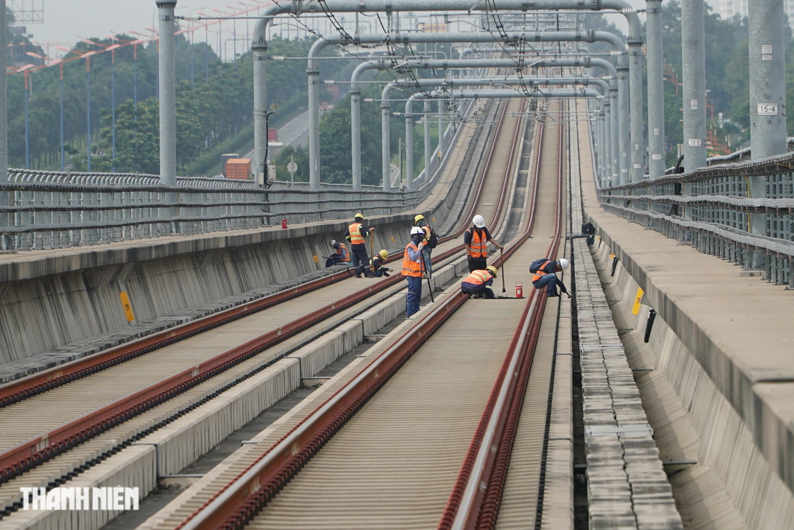 'Biệt đội' chuyên sửa tàu, đường ray cho metro Bến Thành - Suối Tiên- Ảnh 2.