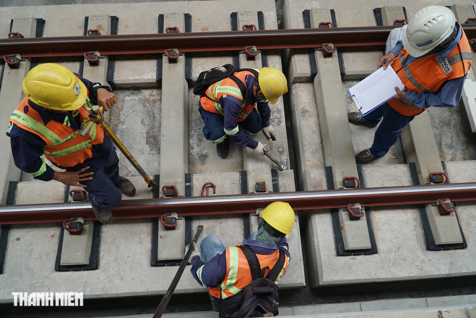 'Biệt đội' chuyên sửa tàu, đường ray cho metro Bến Thành - Suối Tiên- Ảnh 8.