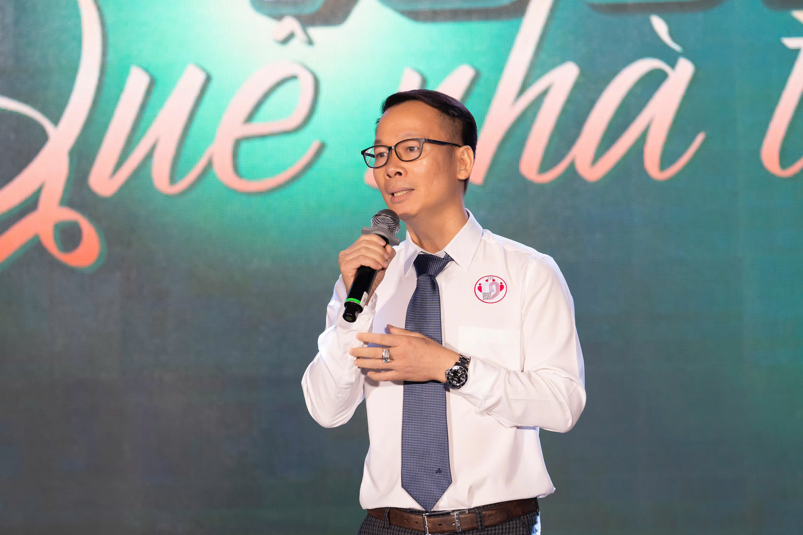 Xúc động ở 'mái nhà chung' của những người con quê hương cố Thủ tướng Phạm Văn Đồng tại TP.HCM- Ảnh 5. Xúc động ở 'mái nhà chung' của những người con quê hương cố Thủ tướng Phạm Văn Đồng tại TP.HCM- Ảnh 5.