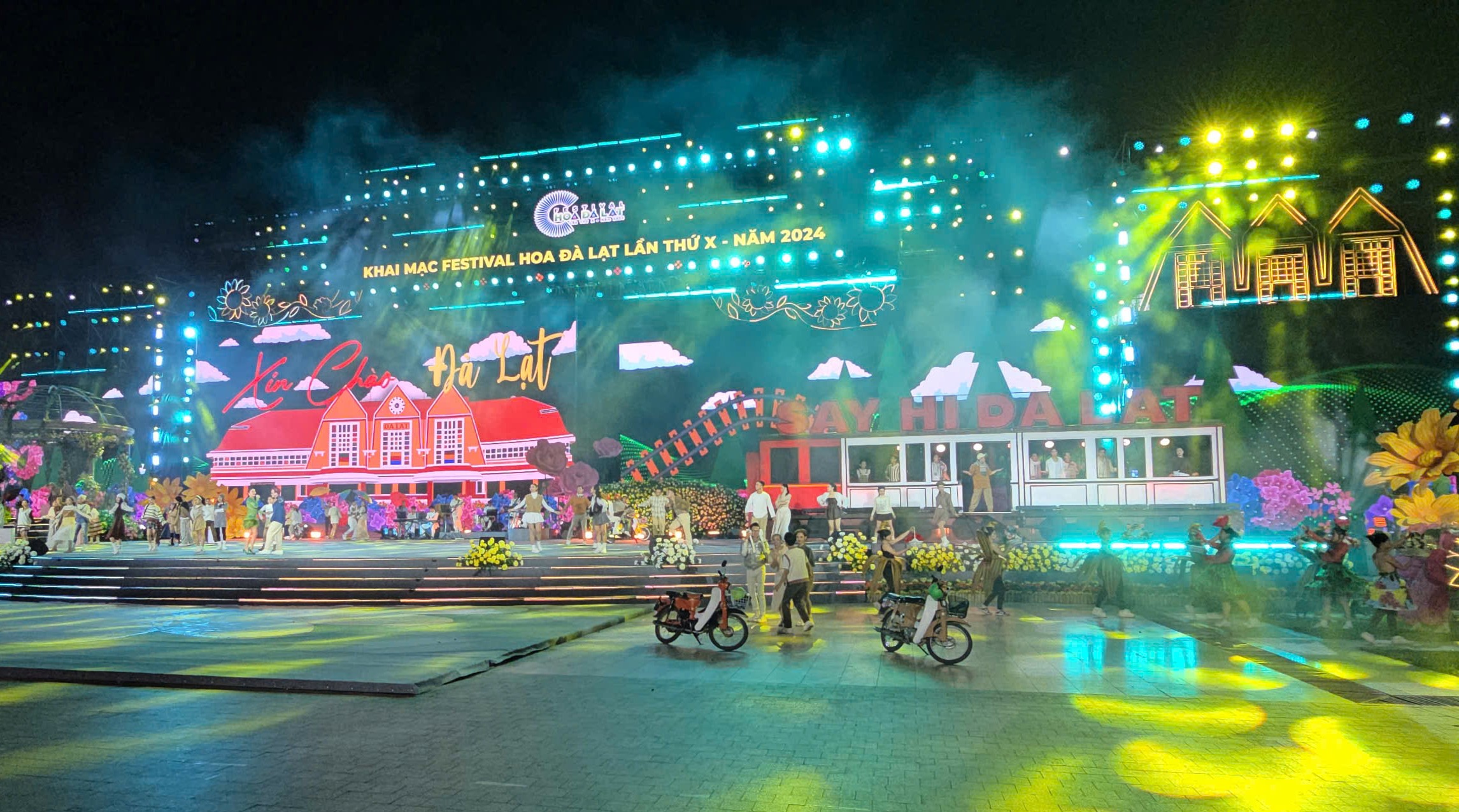 Chủ tịch tỉnh Lâm Đồng: Đi chợ đêm Đà Lạt chỉ ăn cháo, uống bia rồi về- Ảnh 2.