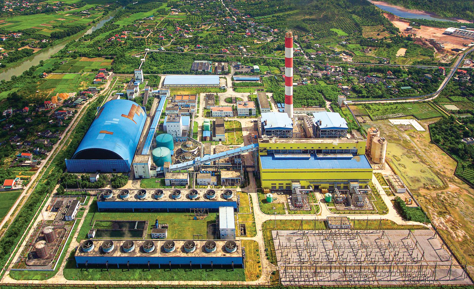 TKV exploite et promeut efficacement les ressources du pays - Photo 2. TKV hiện có 14 nhà máy sản xuất điện