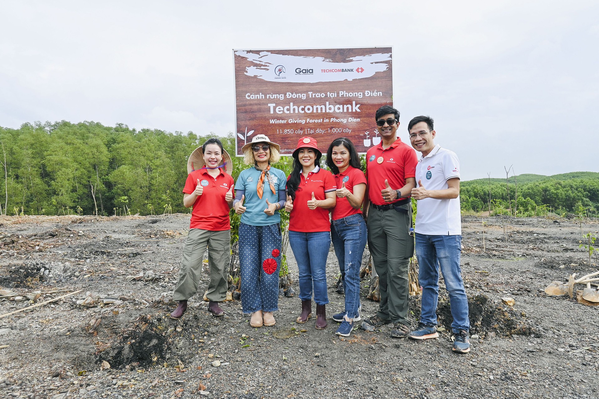 Techcombank se compromete a trabajar para lograr el objetivo de cero emisiones netas para 2050 - Foto 3. Techcombank cam kết đồng hành vì mục tiêu net-zero vào năm 2050- Ảnh 3.