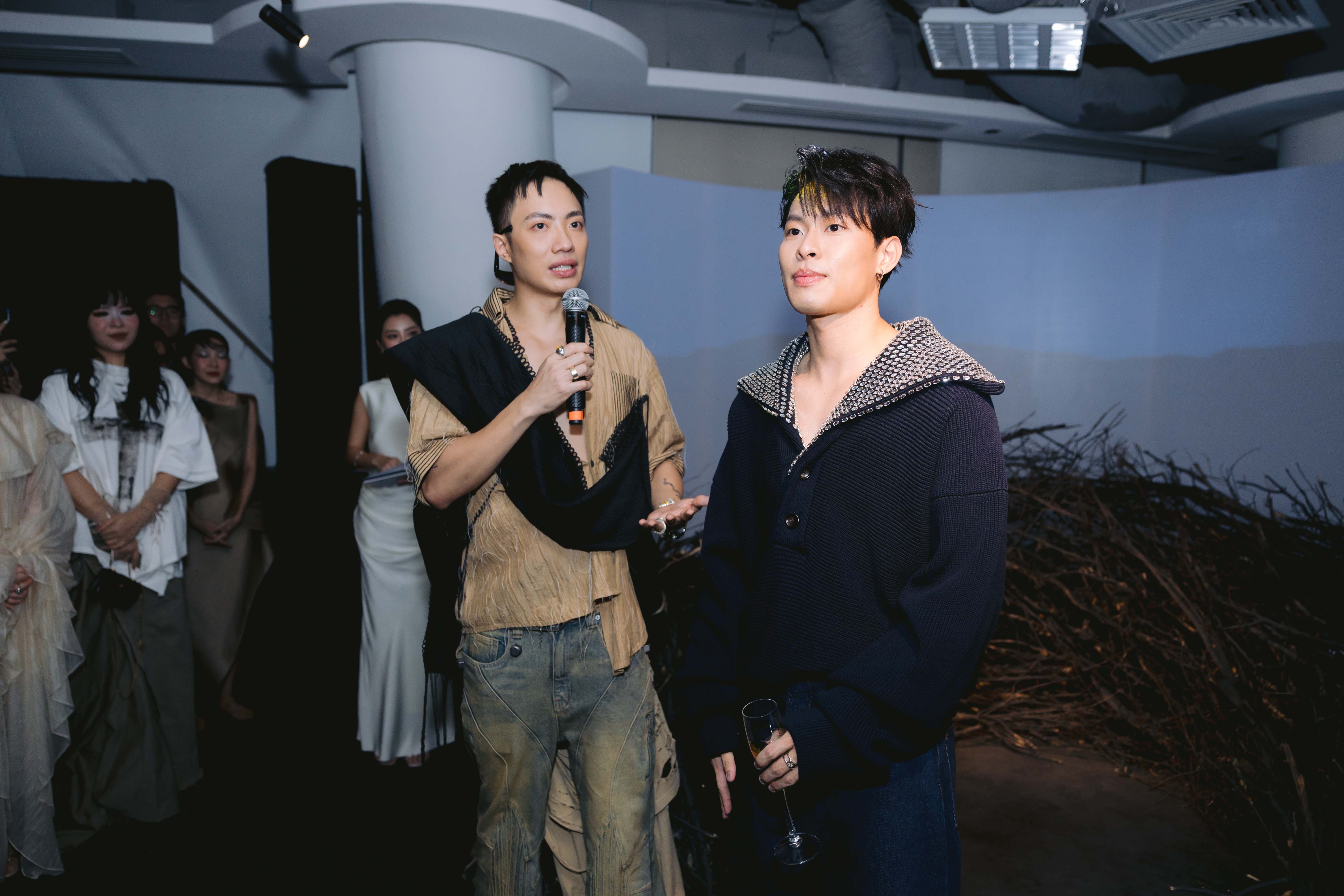 Ho Ngoc Ha និង Ky Duyen ចូលរួមពិព័រណ៍ O 2024 - រូបថត ៩. Hồ Ngọc Hà, Kỳ Duyên dự triển lãm Ô Exhibition 2024- Ảnh 9.