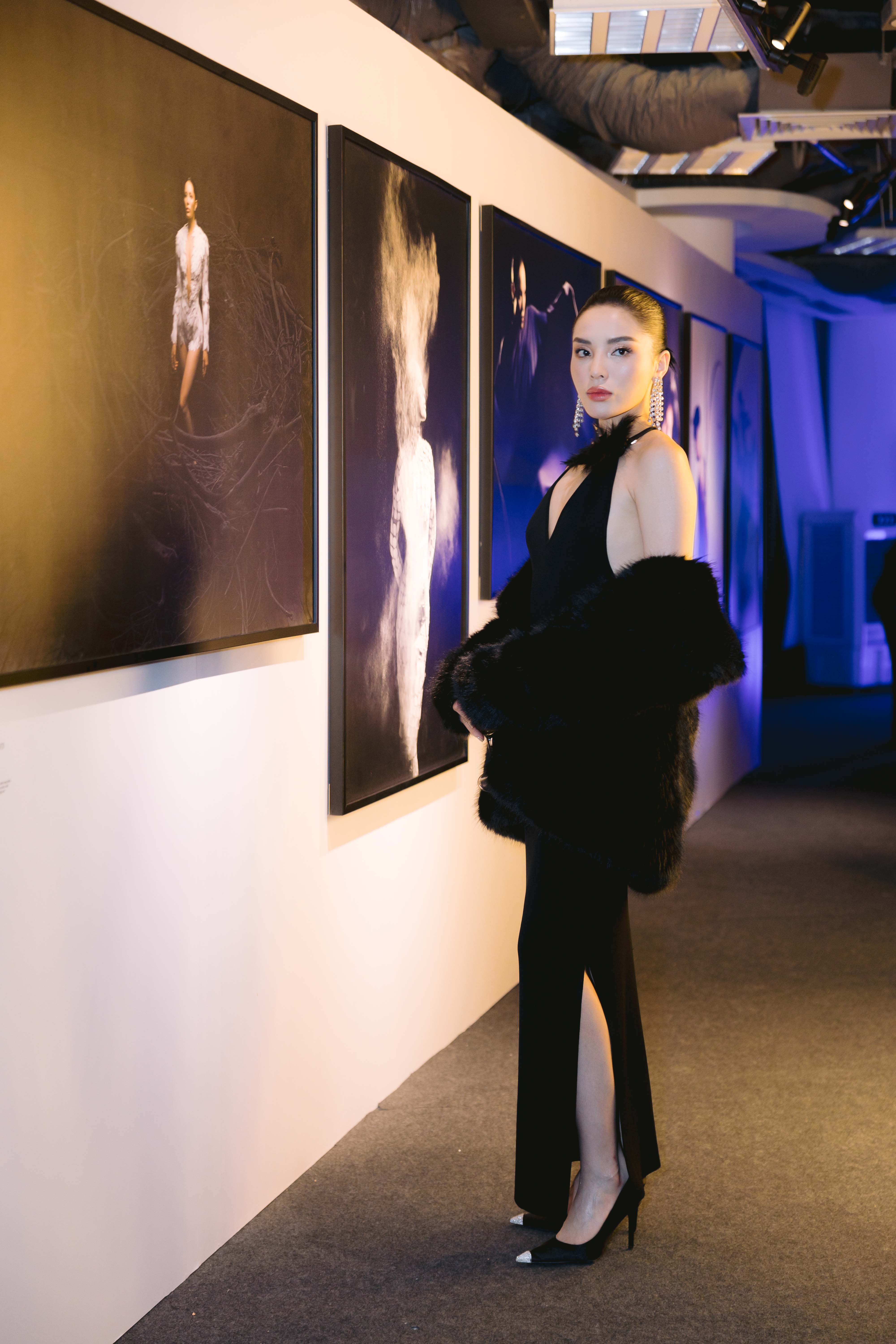 Ho Ngoc Ha និង Ky Duyen ចូលរួមពិព័រណ៍ O 2024 - រូបថត ៤. Hồ Ngọc Hà, Kỳ Duyên dự triển lãm Ô Exhibition 2024- Ảnh 4.