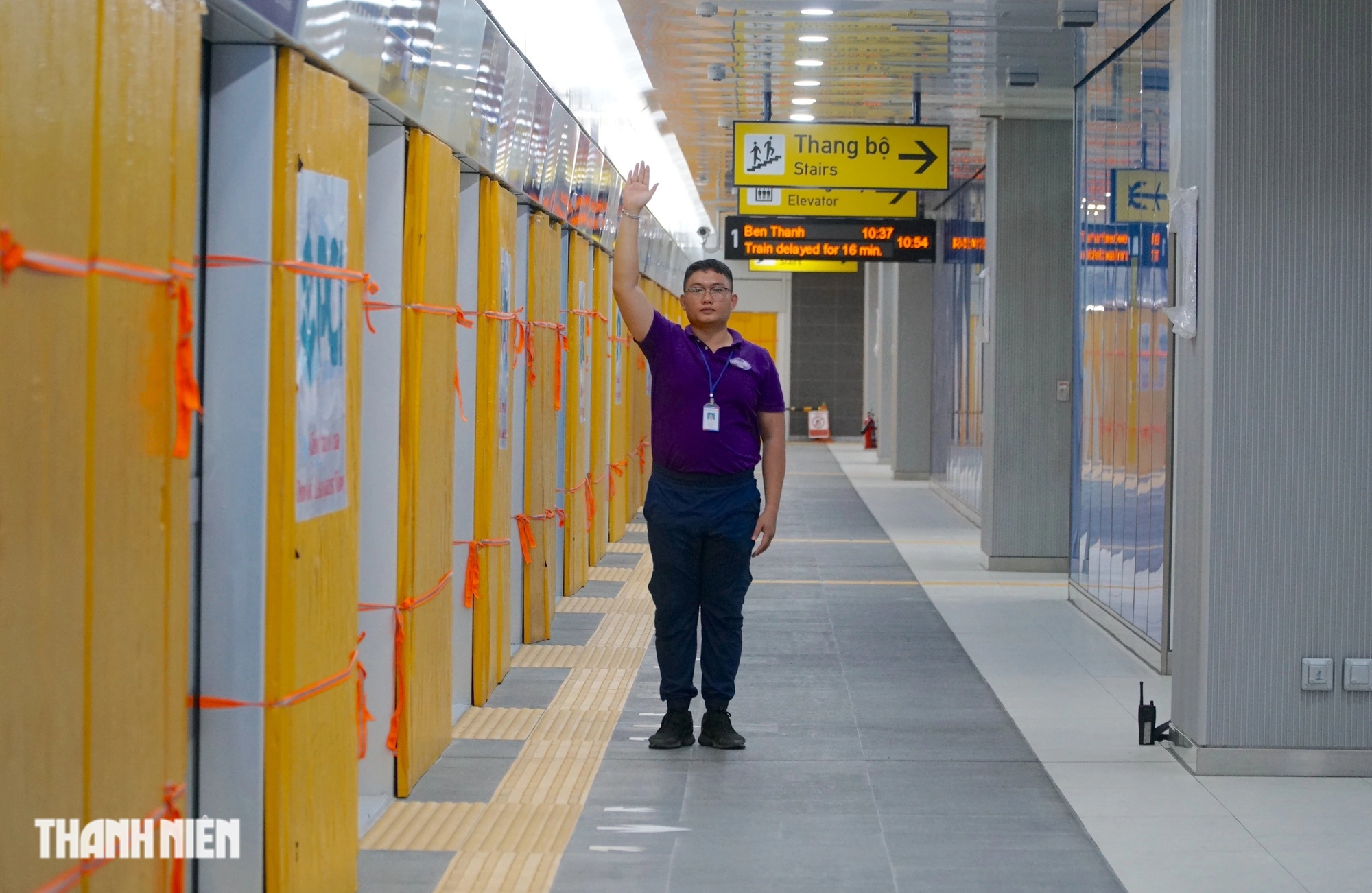 Đi hơn 50 km vào TP.HCM để lên tàu metro Bến Thành - Suối Tiên- Ảnh 4.