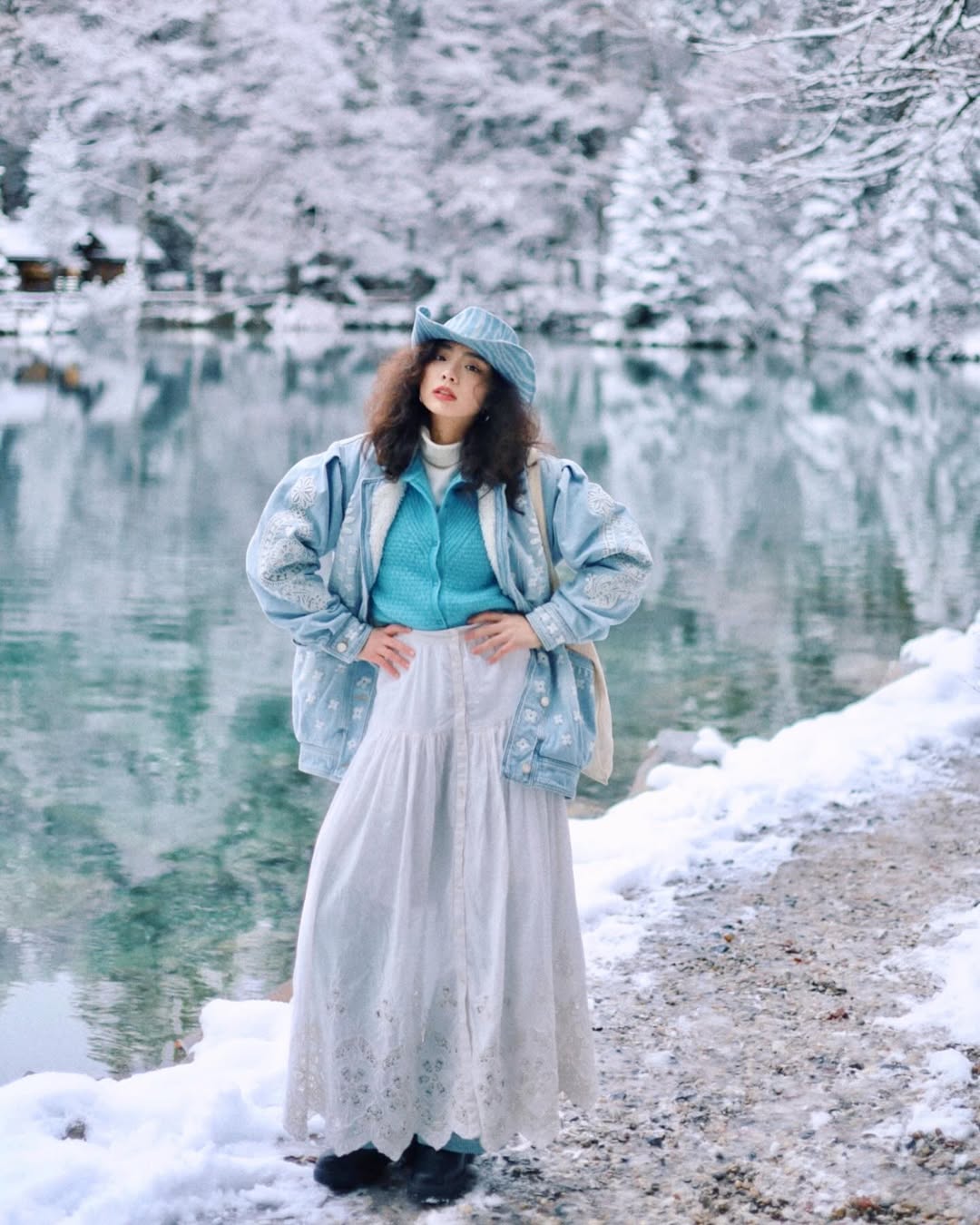 Dites adieu aux journées d'hiver sombres avec des couleurs vives - Photo 9. Tạm biệt ngày đông u ám với những sắc màu rực rỡ- Ảnh 9.