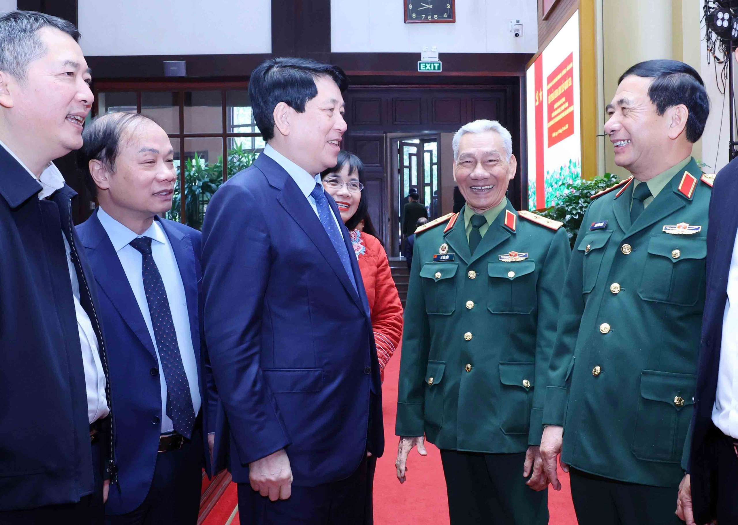 Tiếp tục xây dựng quân đội tinh, gọn, mạnh- Ảnh 1. Tiếp tục xây dựng quân đội tinh, gọn, mạnh- Ảnh 1.