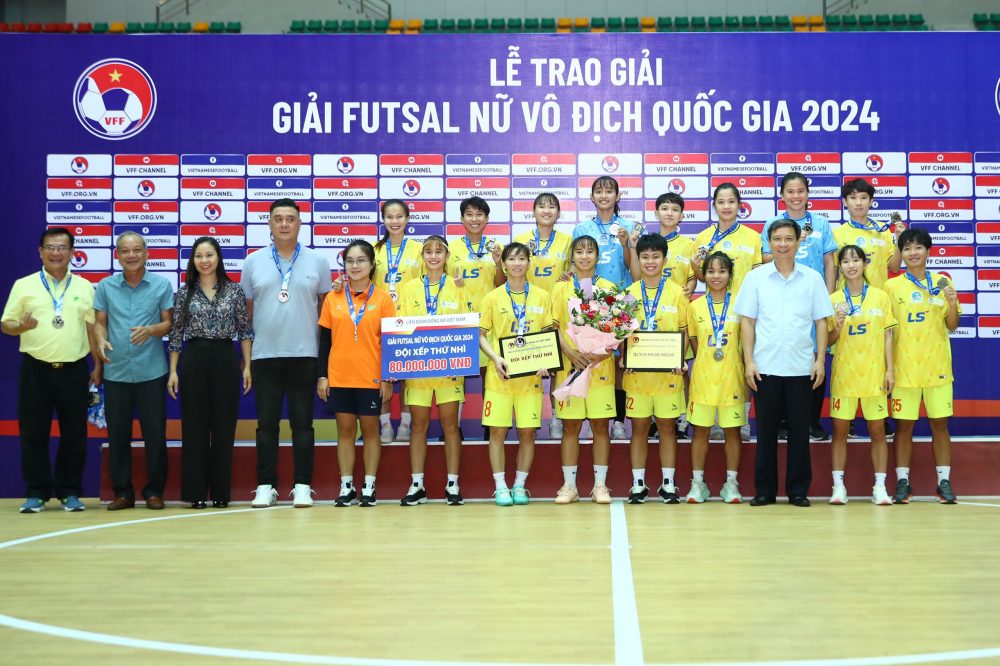 CLB futsal nữ TP.HCM đoạt ngôi á quân giải futsal VĐQG