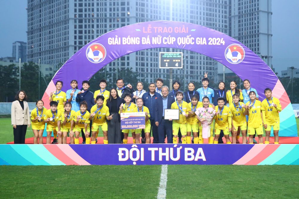 CLB nữ TP.HCM khép lại năm 2024 bằng tấm HCĐ Cúp quốc gia nữ 2024