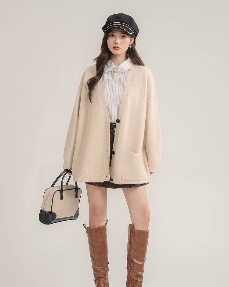 Món đồ ‘chân ái’ mỗi mùa đông qua xuân đến vẫn là áo cardigan- Ảnh 4. Món đồ ‘chân ái’ mỗi mùa đông qua xuân đến vẫn là áo cardigan- Ảnh 4.