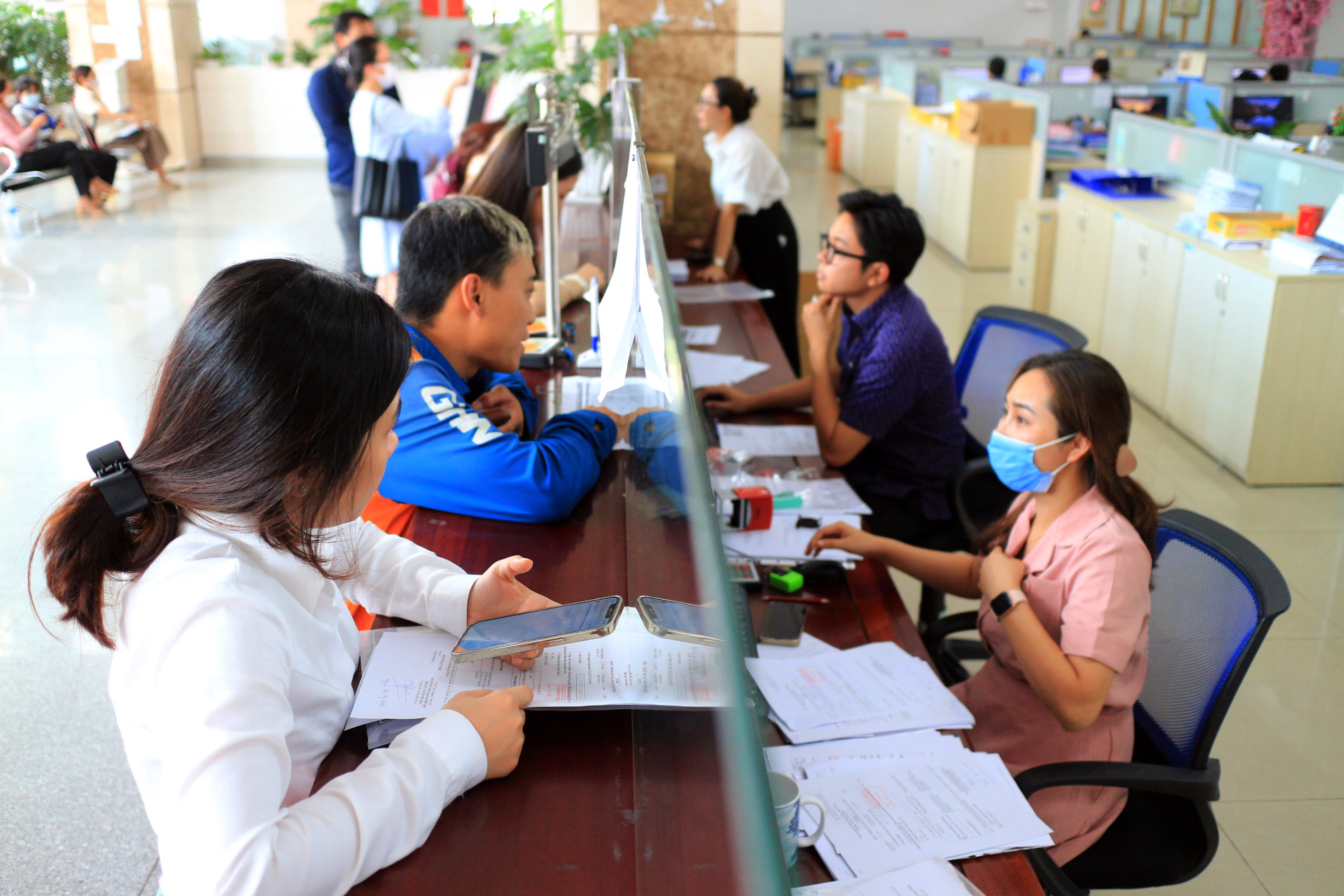 Sau sáp nhập, người nộp thuế ở TP.HCM kê khai thực hiện ở đâu?- Ảnh 1. Sau sáp nhập, người nộp thuế ở TP.HCM kê khai thực hiện ở đâu?- Ảnh 1.