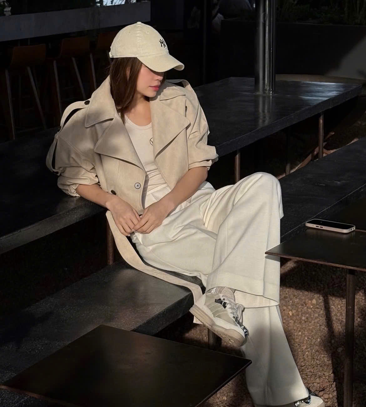 ដំឡើងស្ទីលរបស់អ្នកជាមួយនឹង 3 ខោដែលគួរឱ្យទាក់ទាញ - រូបថត 7 ។ Nâng tầm phong cách với 3 dáng quần cực kỳ tôn dáng- Ảnh 7.