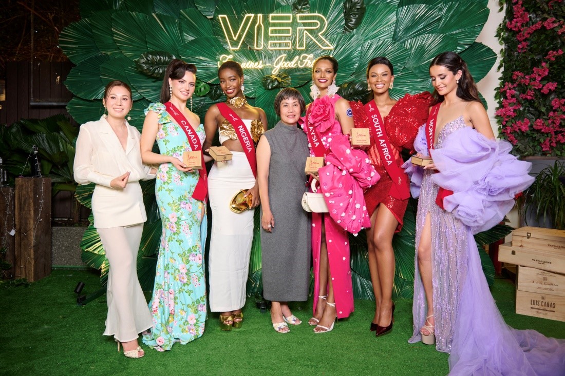 الرئيس التنفيذي ني فام يتألق بجانب جميلات ميس تشارم - صورة 6. CEO Nie Phạm tỏa sáng rạng rỡ bên dàn mỹ nhân Miss Charm - Ảnh 6.