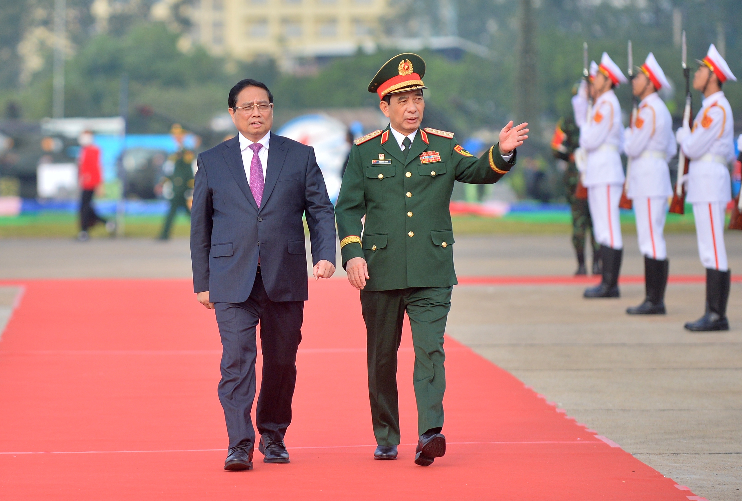 Thủ tướng: Xây dựng quân đội tinh nhuệ, hiện đại để bảo vệ đất nước- Ảnh 1.