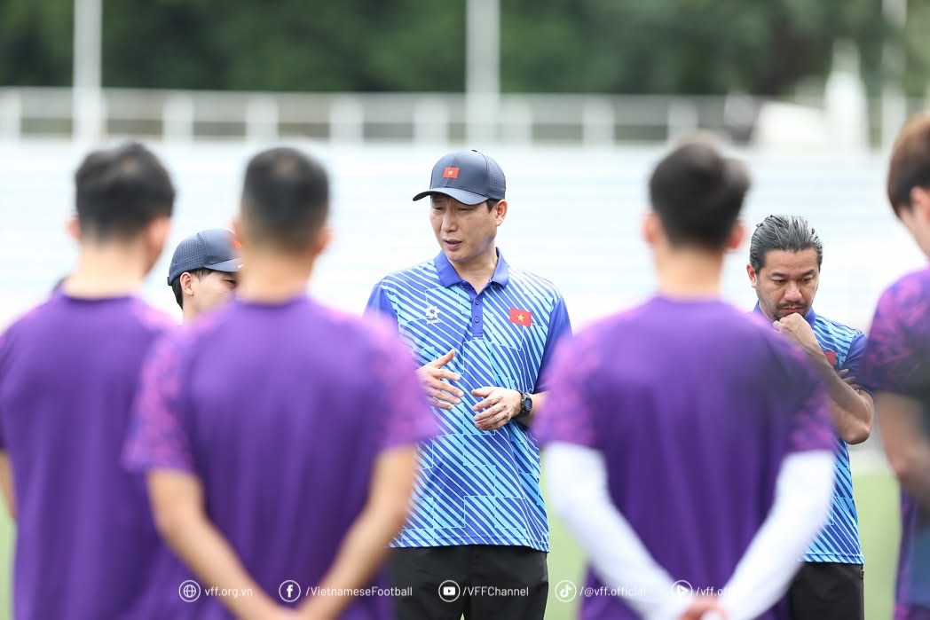 AFF Cup: Vietnam team, don't make things difficult for yourself! - Photo 3.