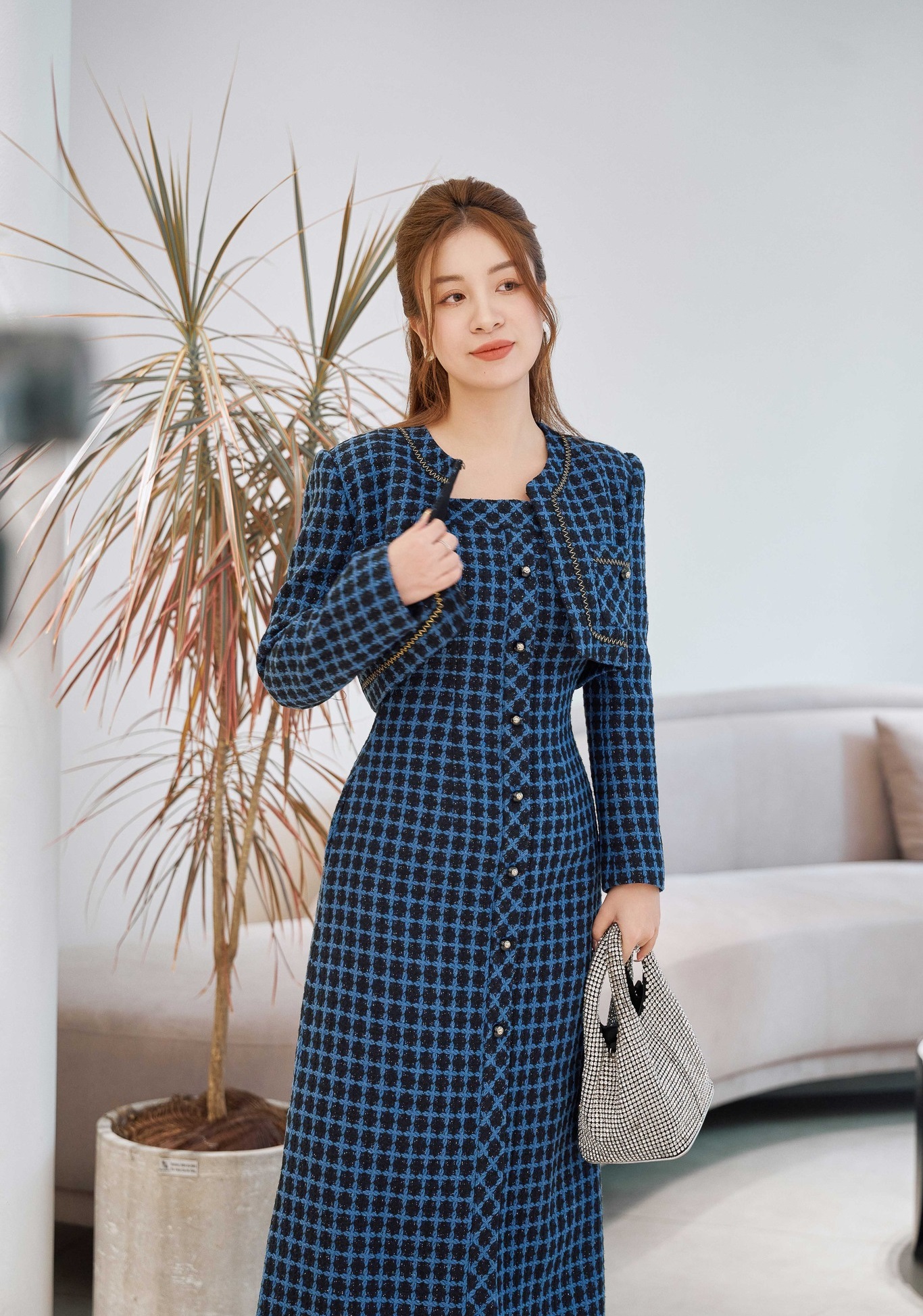 Tweedtyg, det ultimata materialet för lyxig stil - Bild 5. Vải dạ tweed, chất liệu tối thượng cho phong cách sang trọng- Ảnh 5.