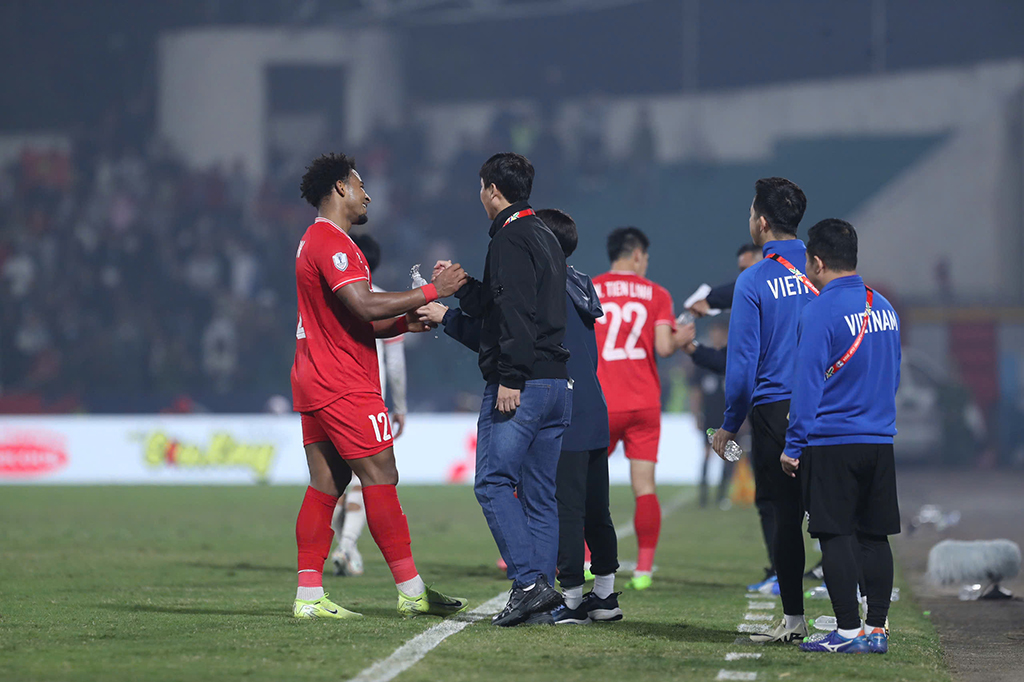 AFF Cup: HLV Kim Sang-sik tiết lộ một ‘bí mật’ về trạng thái tâm lý học trò- Ảnh 1.