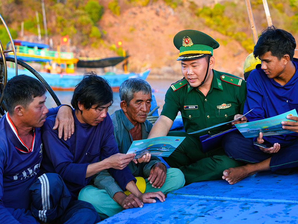 Quân đội trong lòng dân- Ảnh 4.