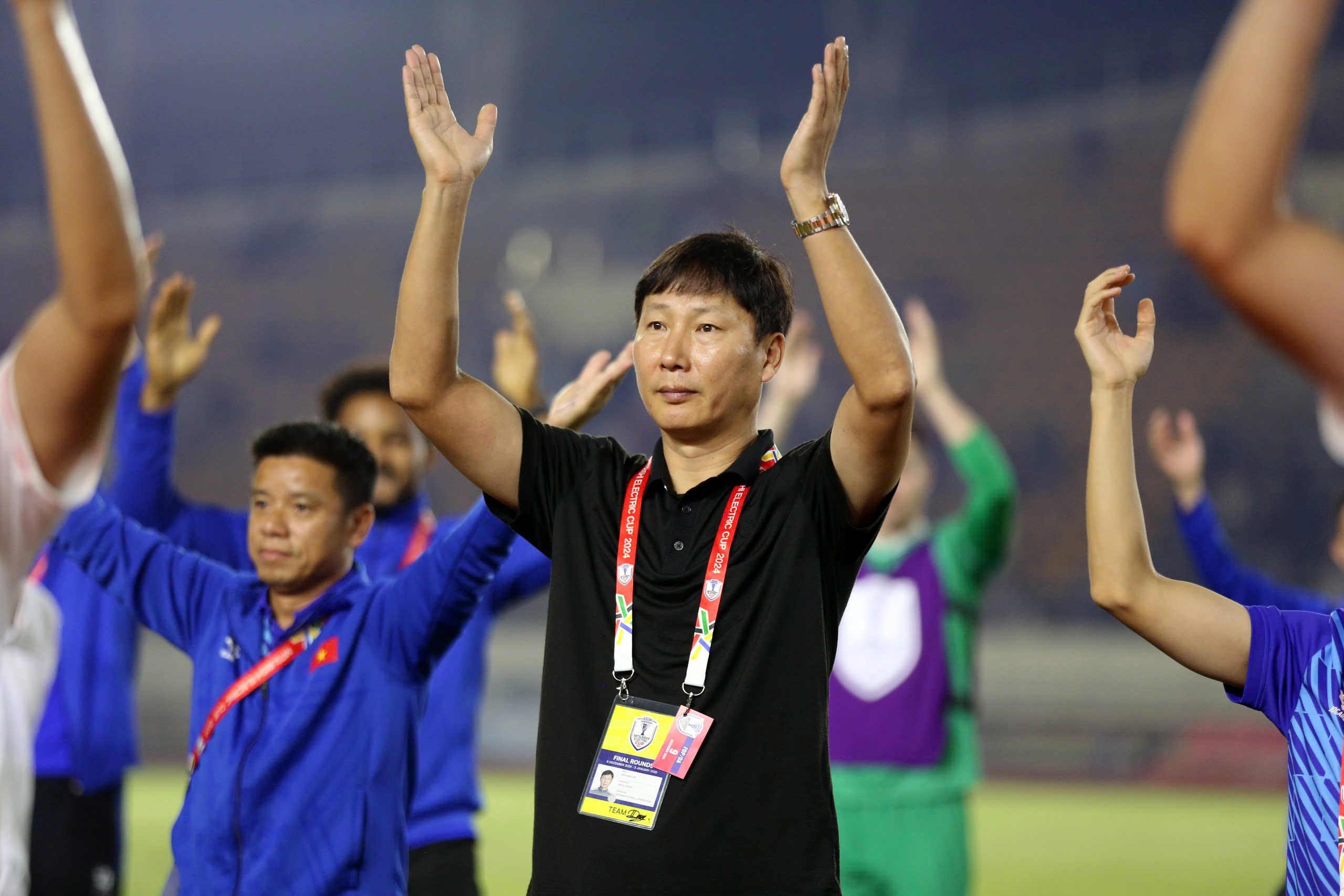 VFF has a special move before the vital match, coach Kim Sang-sik must win against Myanmar - Photo 2.