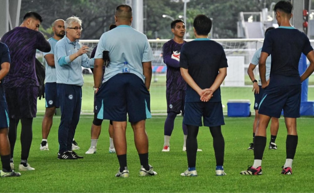 HLV Singapore tuyên bố sẽ đánh bại đội tuyển Việt Nam, Xuân Son có đối trọng đáng gờm- Ảnh 1. HLV Singapore tuyên bố sẽ đánh bại đội tuyển Việt Nam, Xuân Son có đối trọng đáng gờm- Ảnh 1.