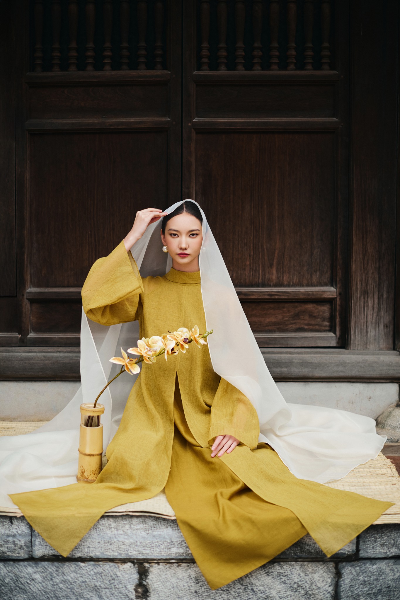 5 رنگ ضروری Ao Dai برای Tet 2025 - عکس 12. 5 gam màu áo dài không thể thiếu mùa tết 2025- Ảnh 12.