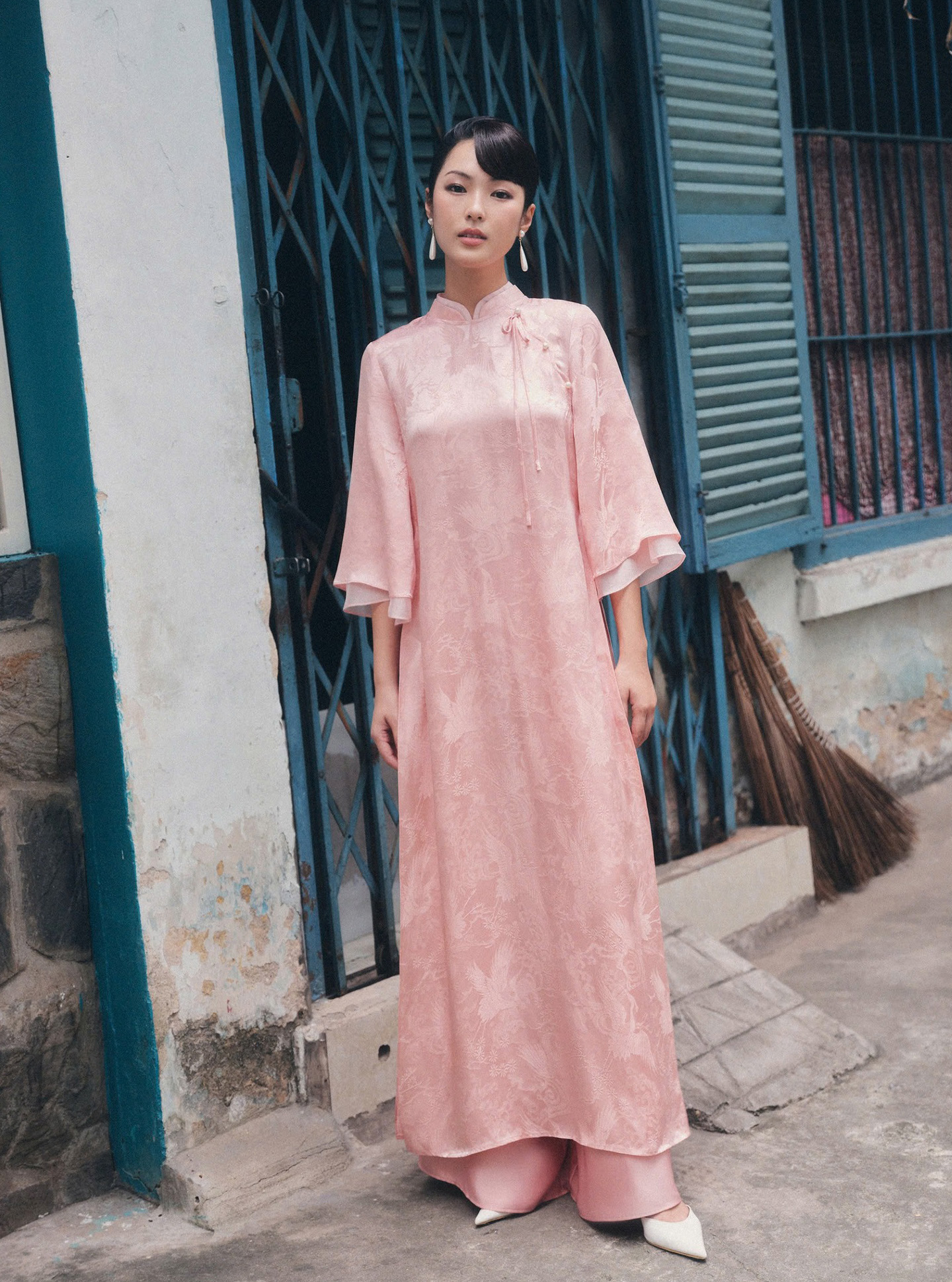 5 رنگ ضروری Ao Dai برای Tet 2025 - عکس 5. 5 gam màu áo dài không thể thiếu mùa tết 2025- Ảnh 5.