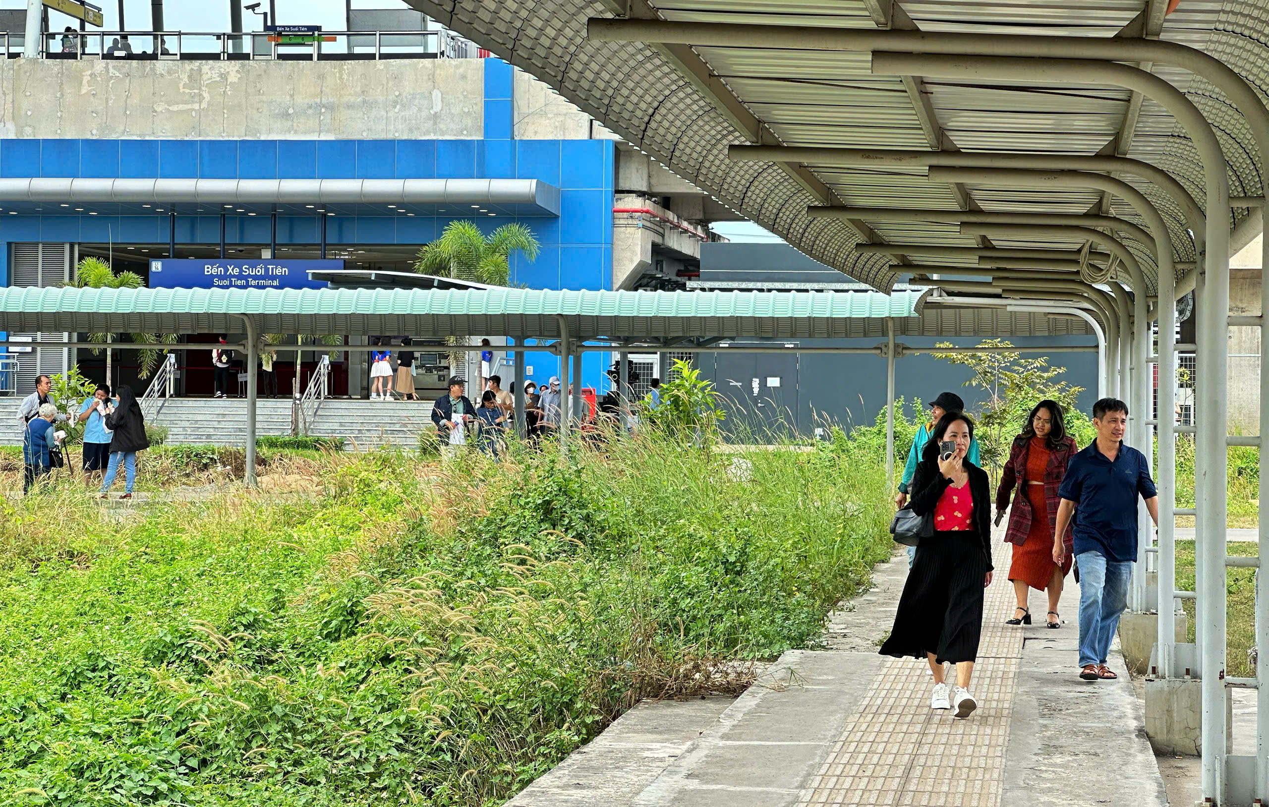 Tôi mang vali lên metro đến Bến xe Miền Đông mới 'thử'… về quê ăn tết- Ảnh 12.