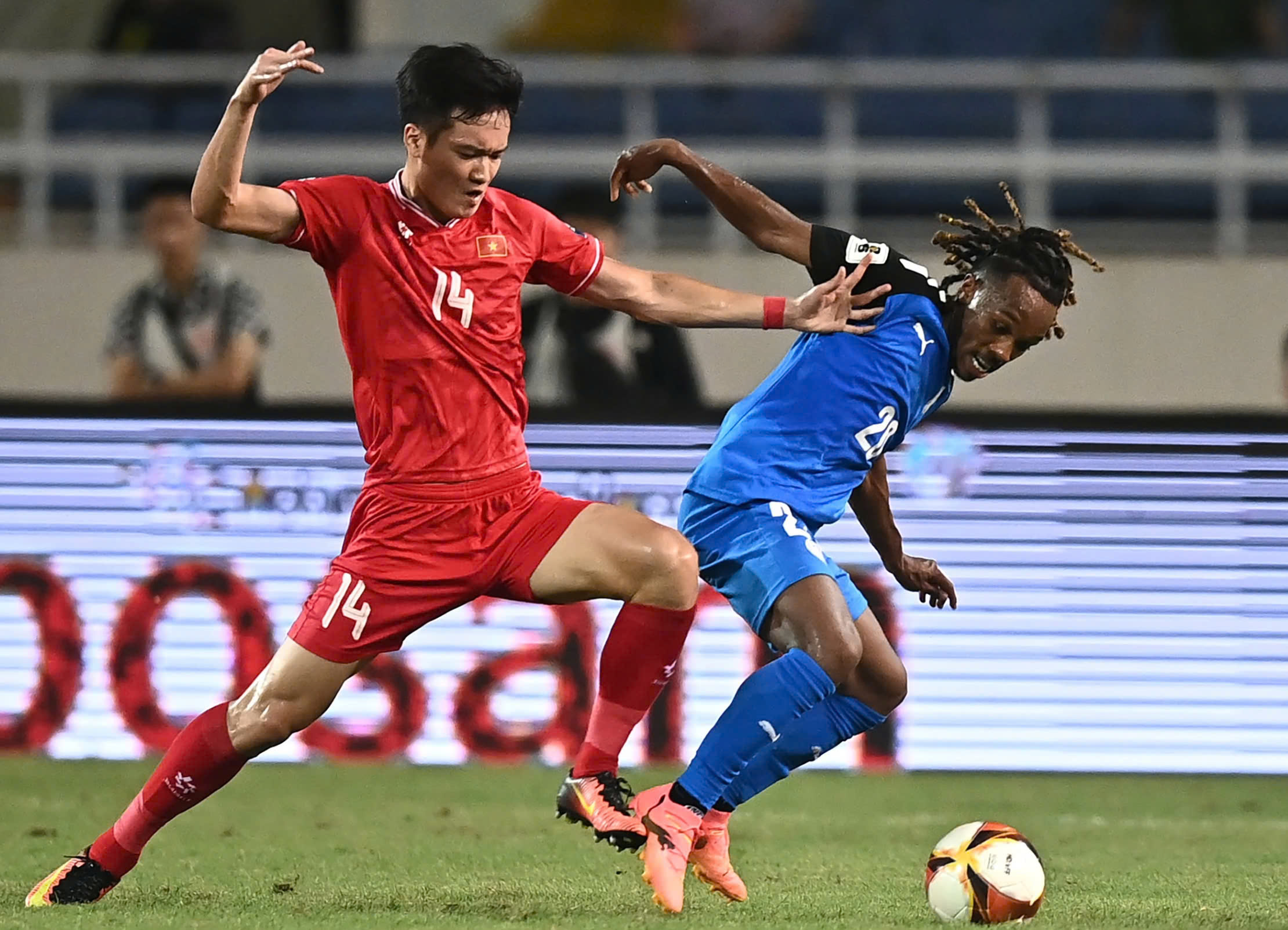 AFF Cup, Philippines team 1-1 Thailand: Suphanan equalizes the score - Photo 2.