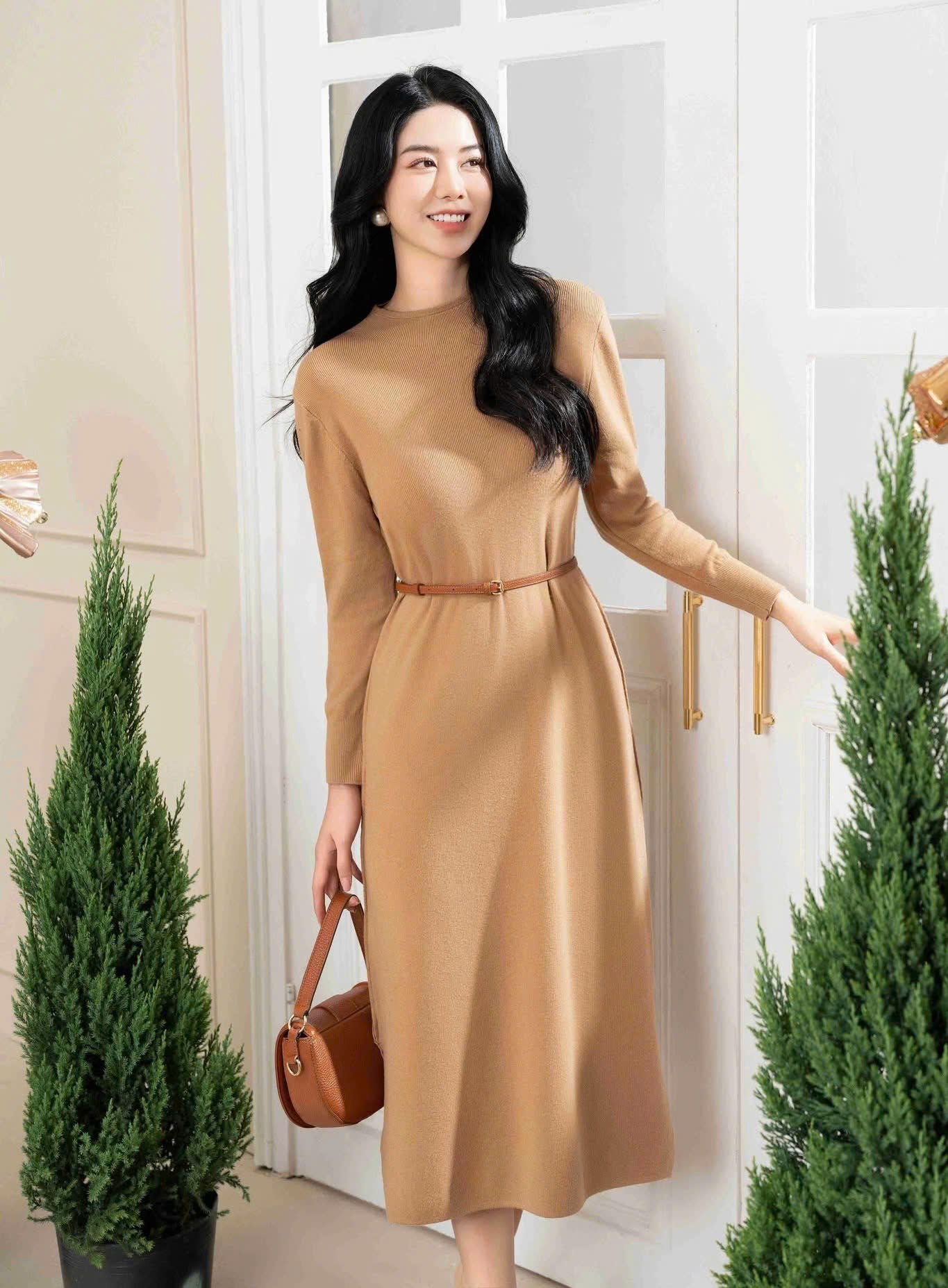 Thời trang công sở - nơi định hình đẳng cấp cá nhân- Ảnh 5. Thời trang công sở - nơi định hình đẳng cấp cá nhân- Ảnh 5.