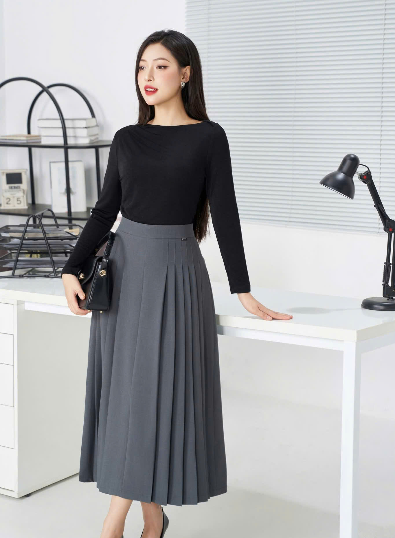 Thời trang công sở - nơi định hình đẳng cấp cá nhân- Ảnh 6. Thời trang công sở - nơi định hình đẳng cấp cá nhân- Ảnh 6.