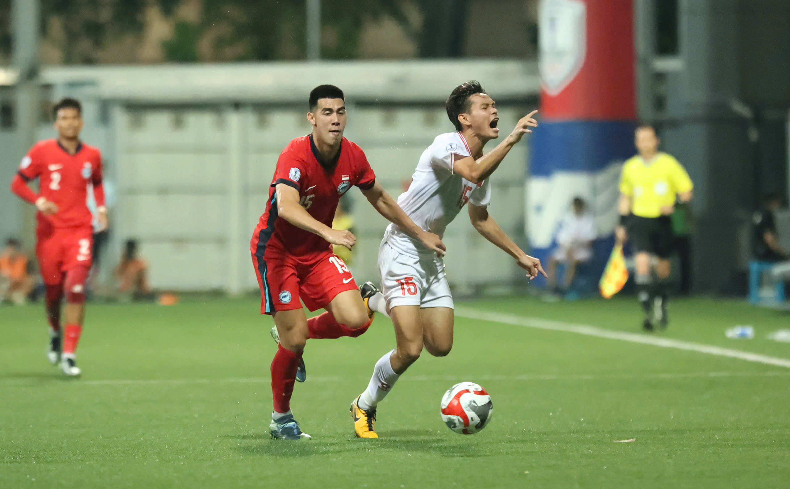 AFF Cup, Vietnam team 0-0 Singapore: Hai Long's free kick hit the bar - Photo 2.