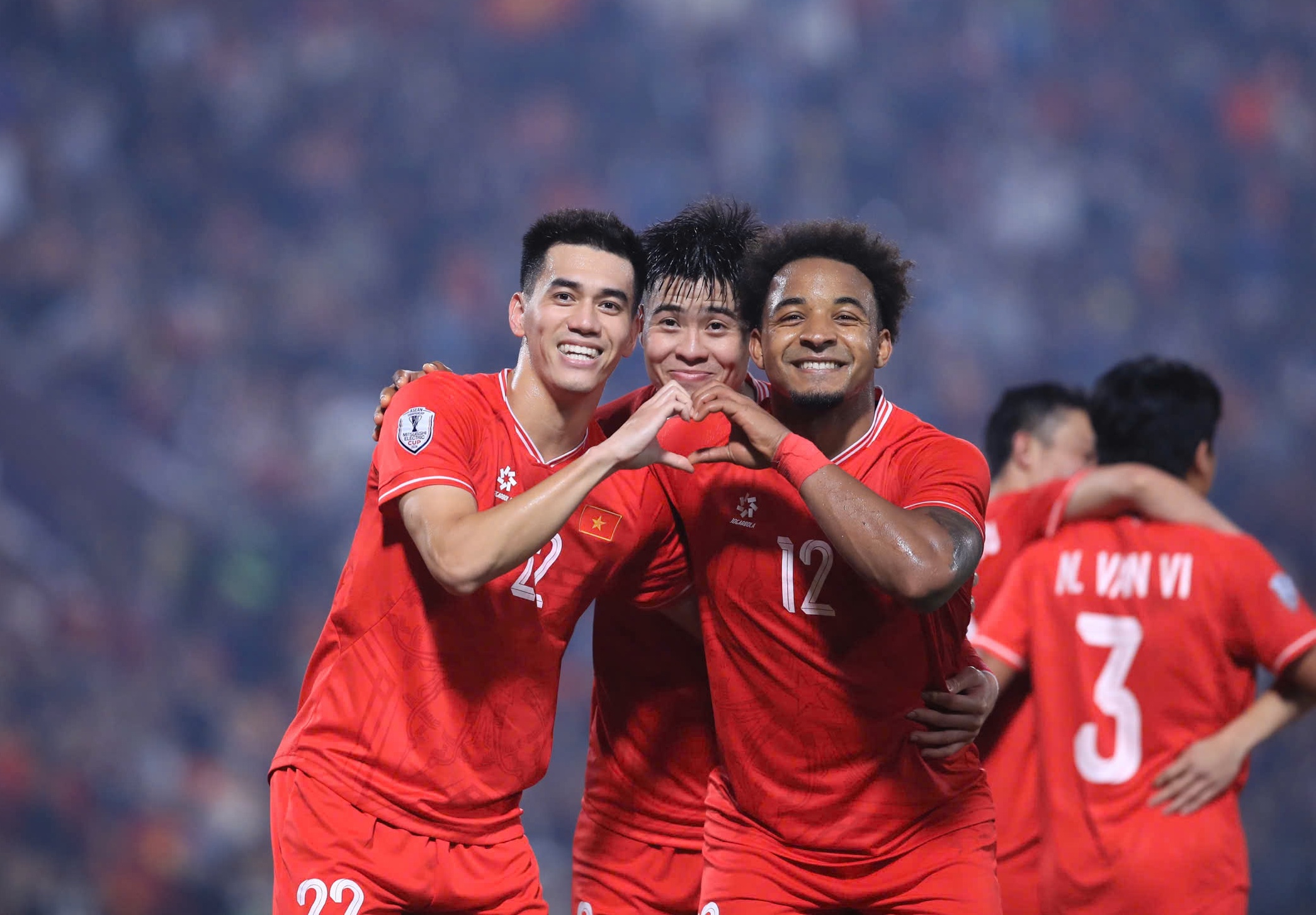 Tiến Linh và Xuân Son đang cùng nhau có 9 bàn cho đội tuyển Việt Nam tại AFF Cup 2024