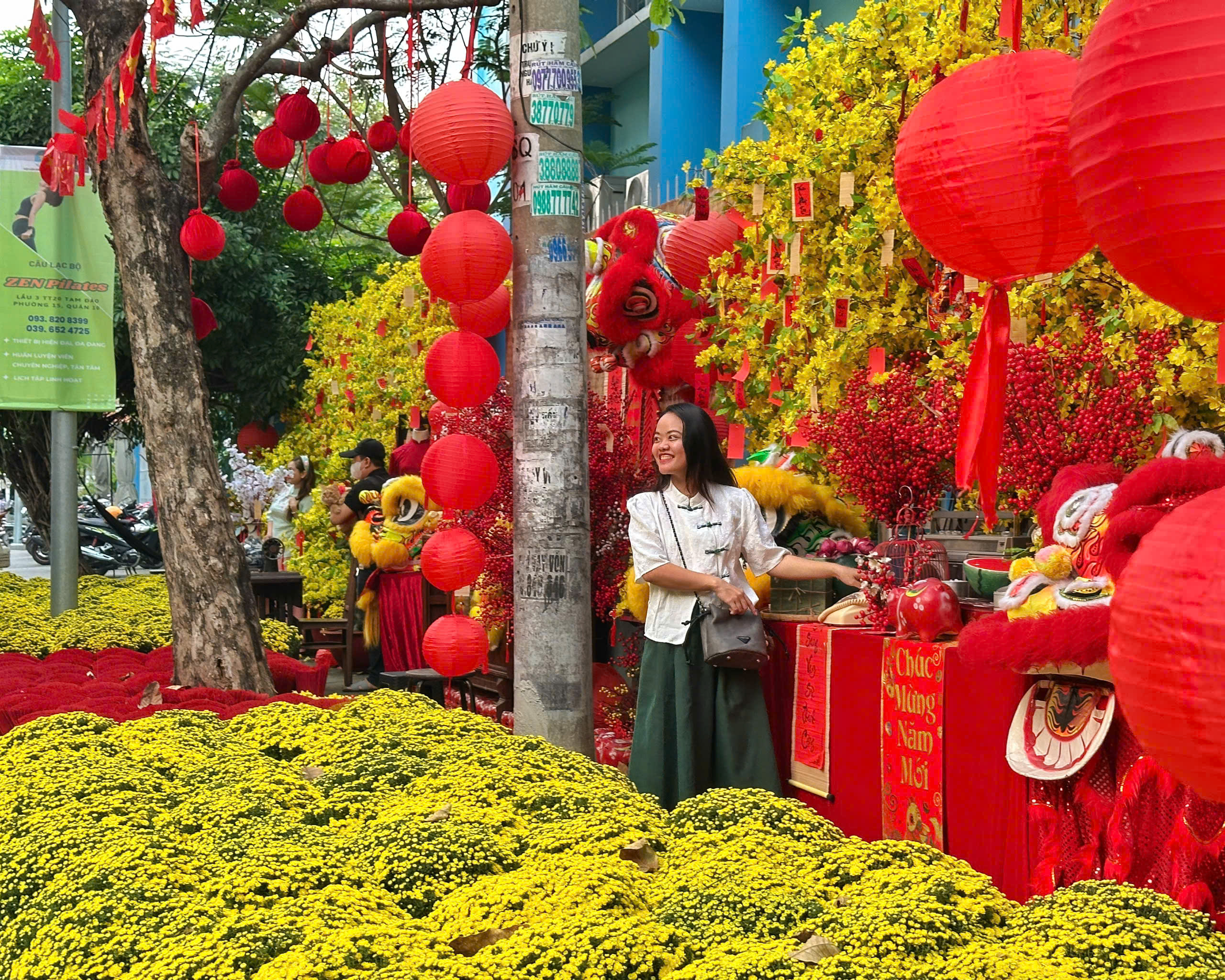 'Con đường tết' đang hot rần rần ở TP.HCM có thể bạn chưa biết: Có gì đặc biệt?- Ảnh 10.