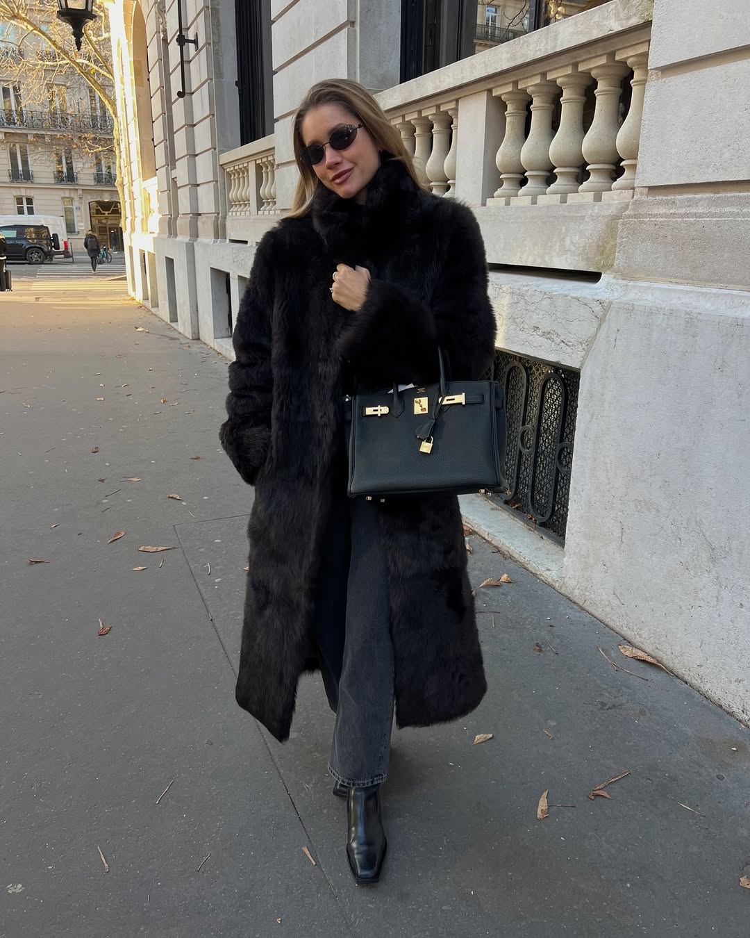 5 πιο πολυτελή χρώματα για μακρύ τρίχωμα που δεν πρέπει να χάσετε - Φωτογραφία 7. 5 gam màu áo khoác dài sang trọng nhất định bạn không nên bỏ lỡ- Ảnh 7.