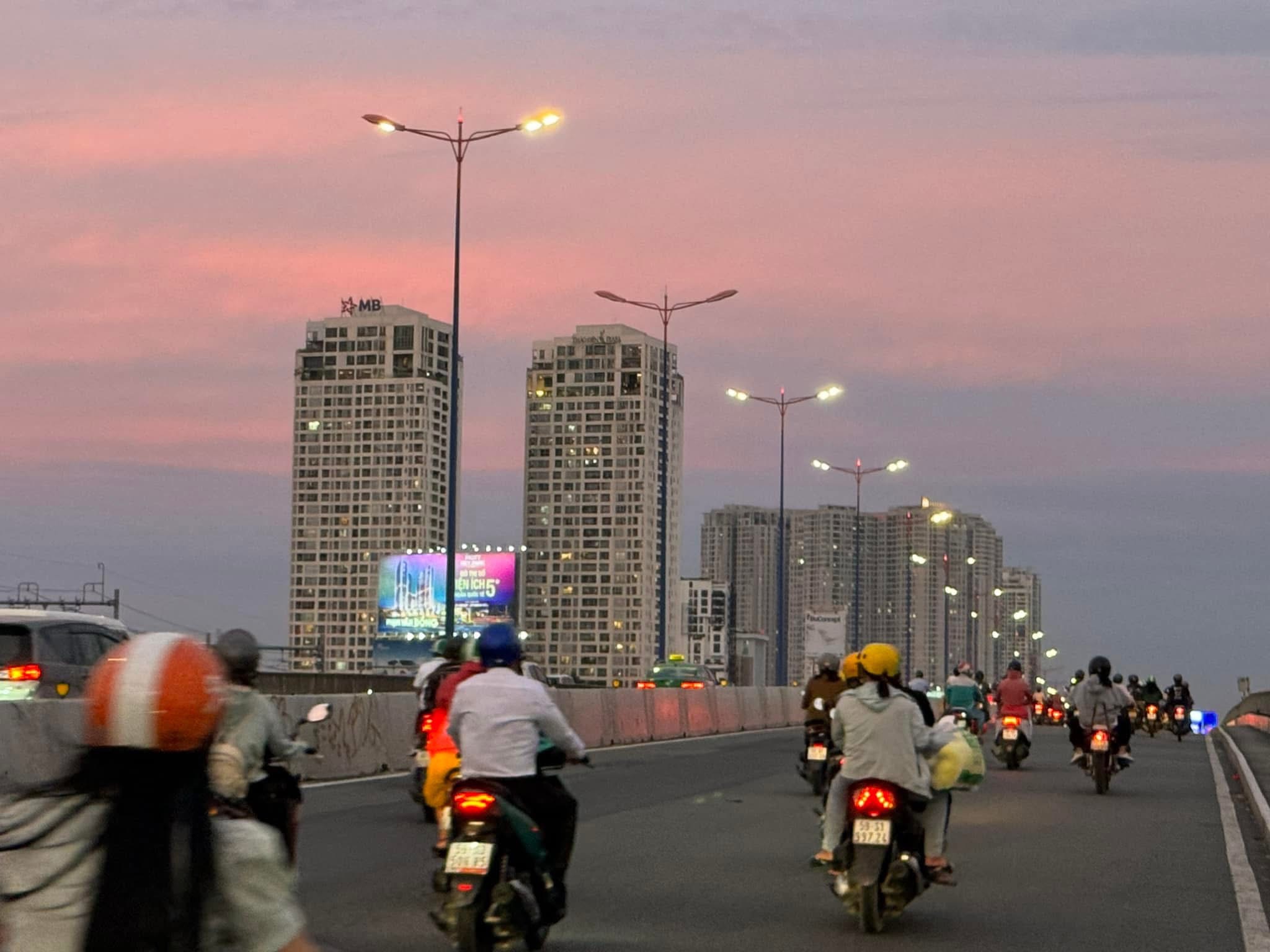 Tạm biệt năm cũ 2024: Mạng xã hội ngập tràn lời chúc,  mong năm mới tươi vui- Ảnh 5.