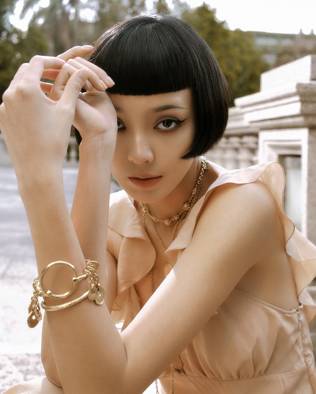 4 は新年をスタイリッシュにスタートします - 写真 1。 4 diện mạo để bắt đầu năm mới thật phong cách- Ảnh 1.