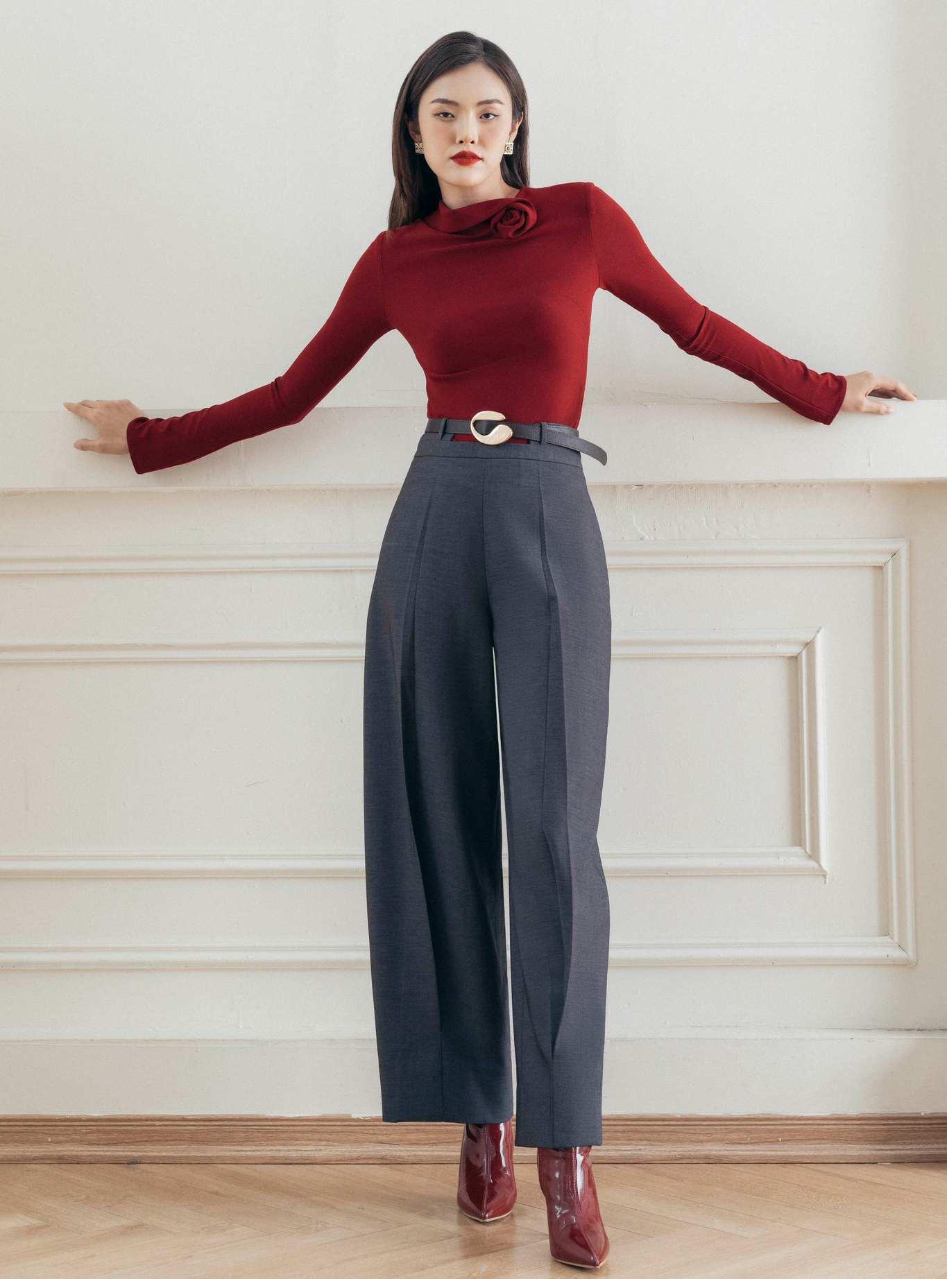 5 sfaturi pentru a te îmbrăca bine la serviciu și la ieșit în oraș în acest sezon - Fotografia 3. 5 bí quyết mặc đẹp đi làm, đi chơi mùa này- Ảnh 3.