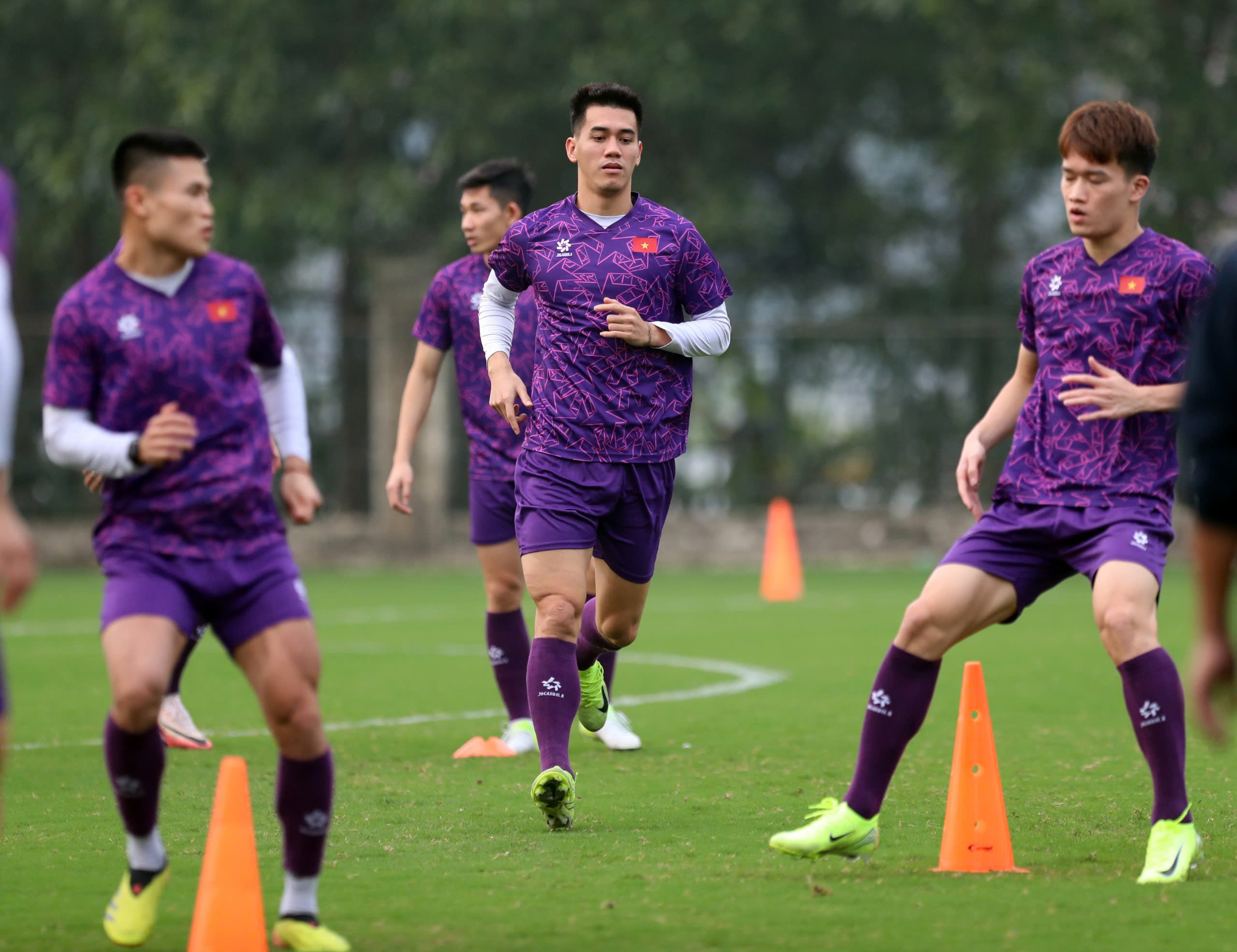 The Vietnamese team has a headache with the problem... preventing throw-ins against Thailand - Photo 3.