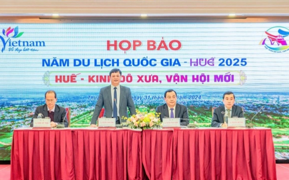 Đăng cai Năm du lịch quốc gia 2025, Huế kỳ vọng thu hút 5 triệu du khách- Ảnh 2.