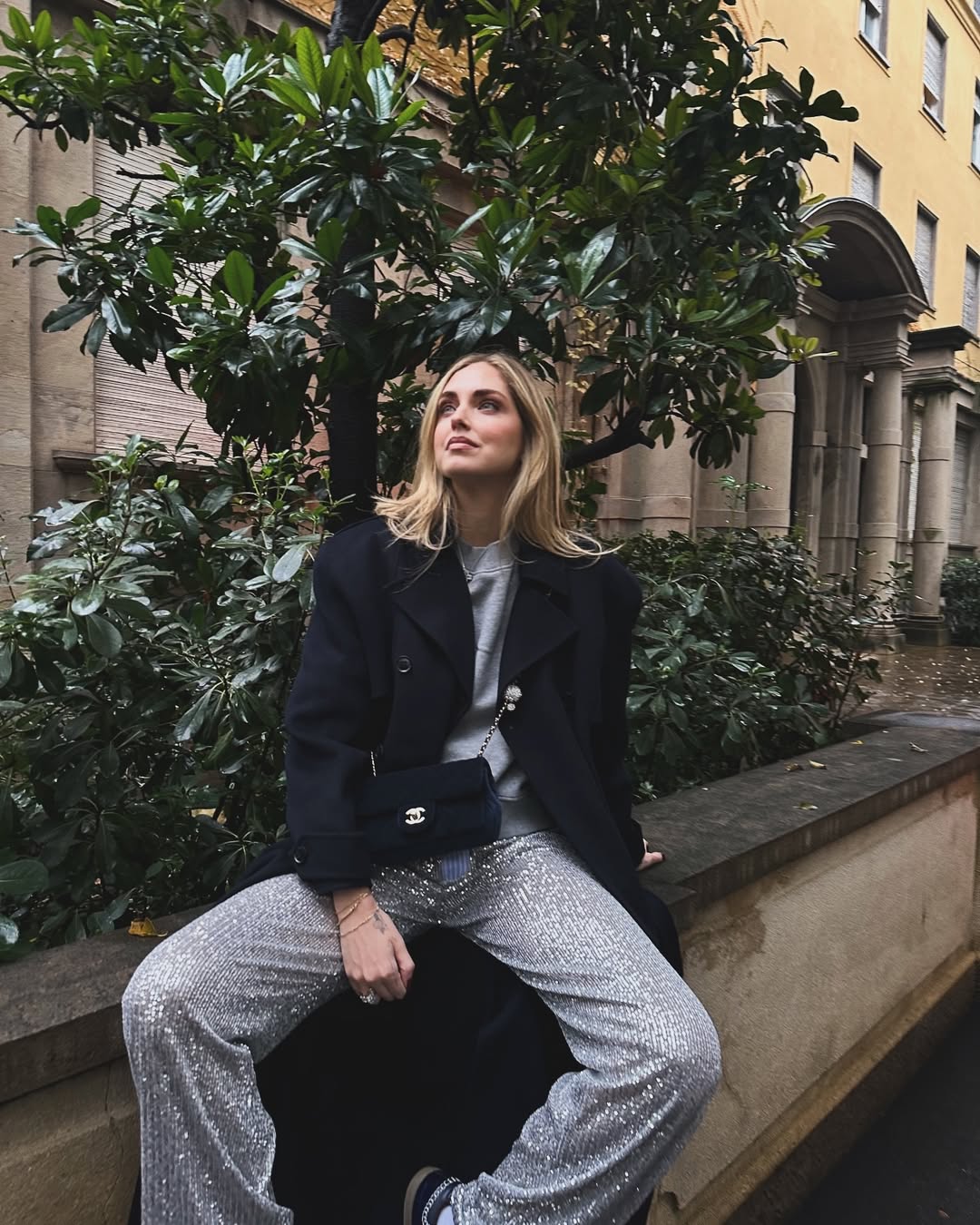 Havalar soğudukça uzun paltolar moda oluyor - Fotoğraf 6. Áo khoác dài lên ngôi nhờ trời trở lạnh sâu- Ảnh 6.