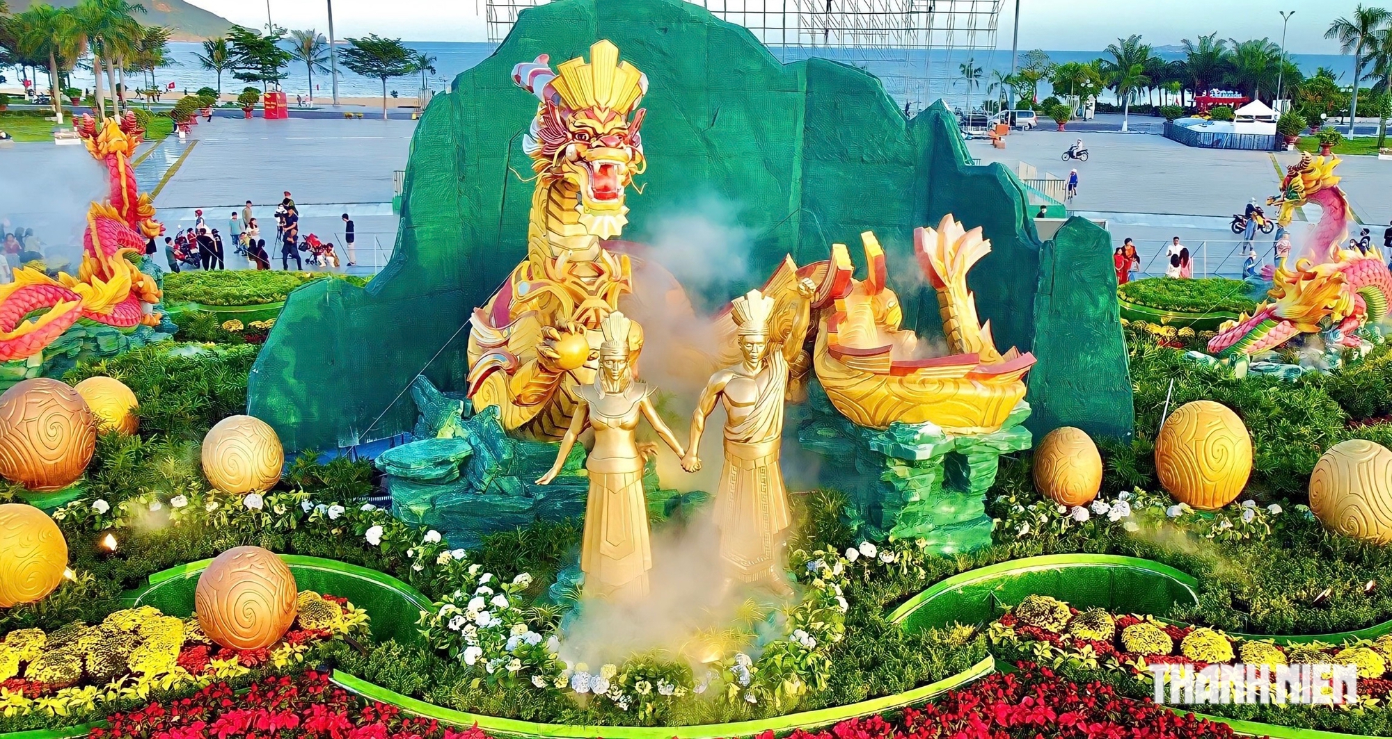Cụm linh vật rồng ở Bình Định nhận 'mưa' lời khen- Ảnh 1.