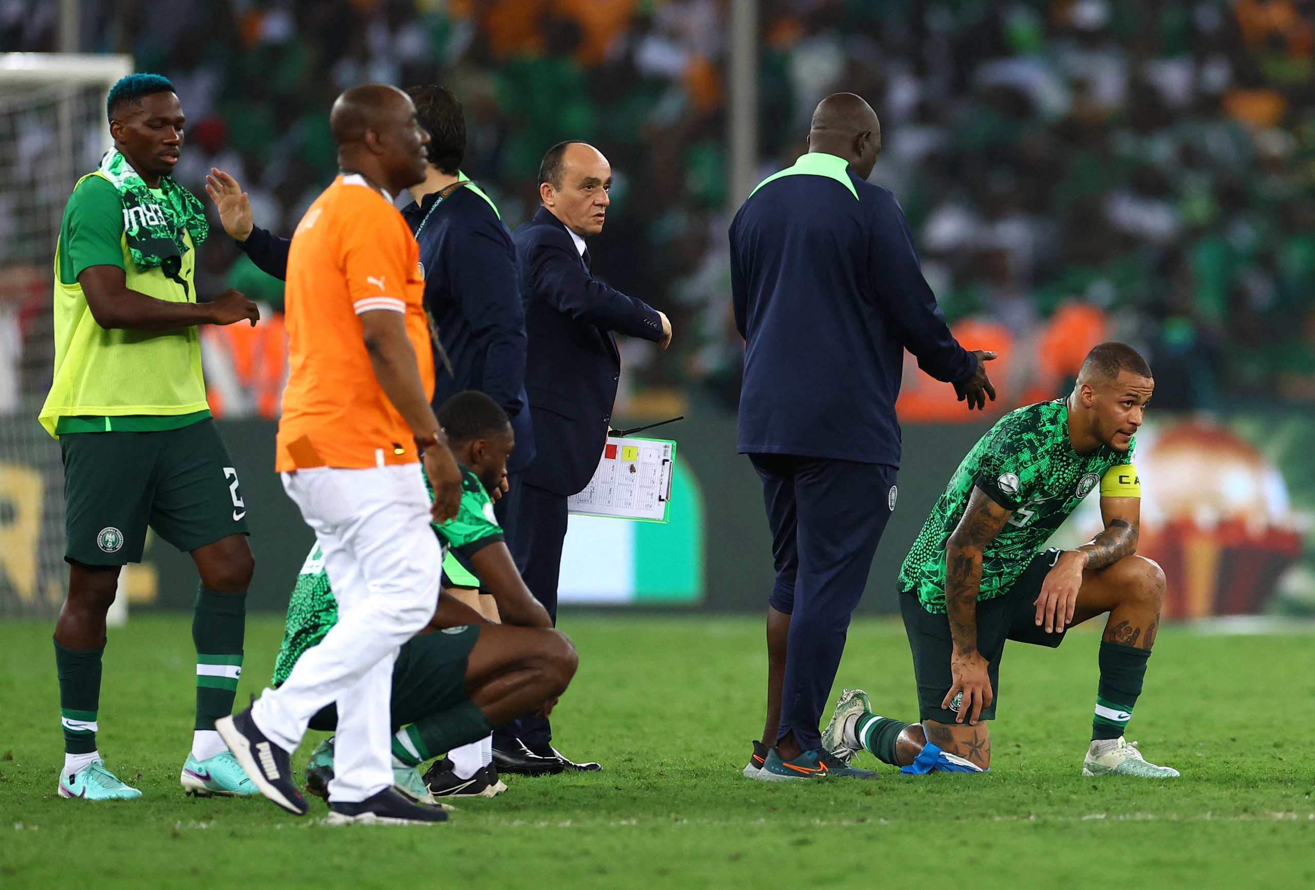 Tình cảnh trái ngược giữa đội tuyển Nigeria và Bờ Biển Ngà sau trận chung kết AFCON- Ảnh 14.