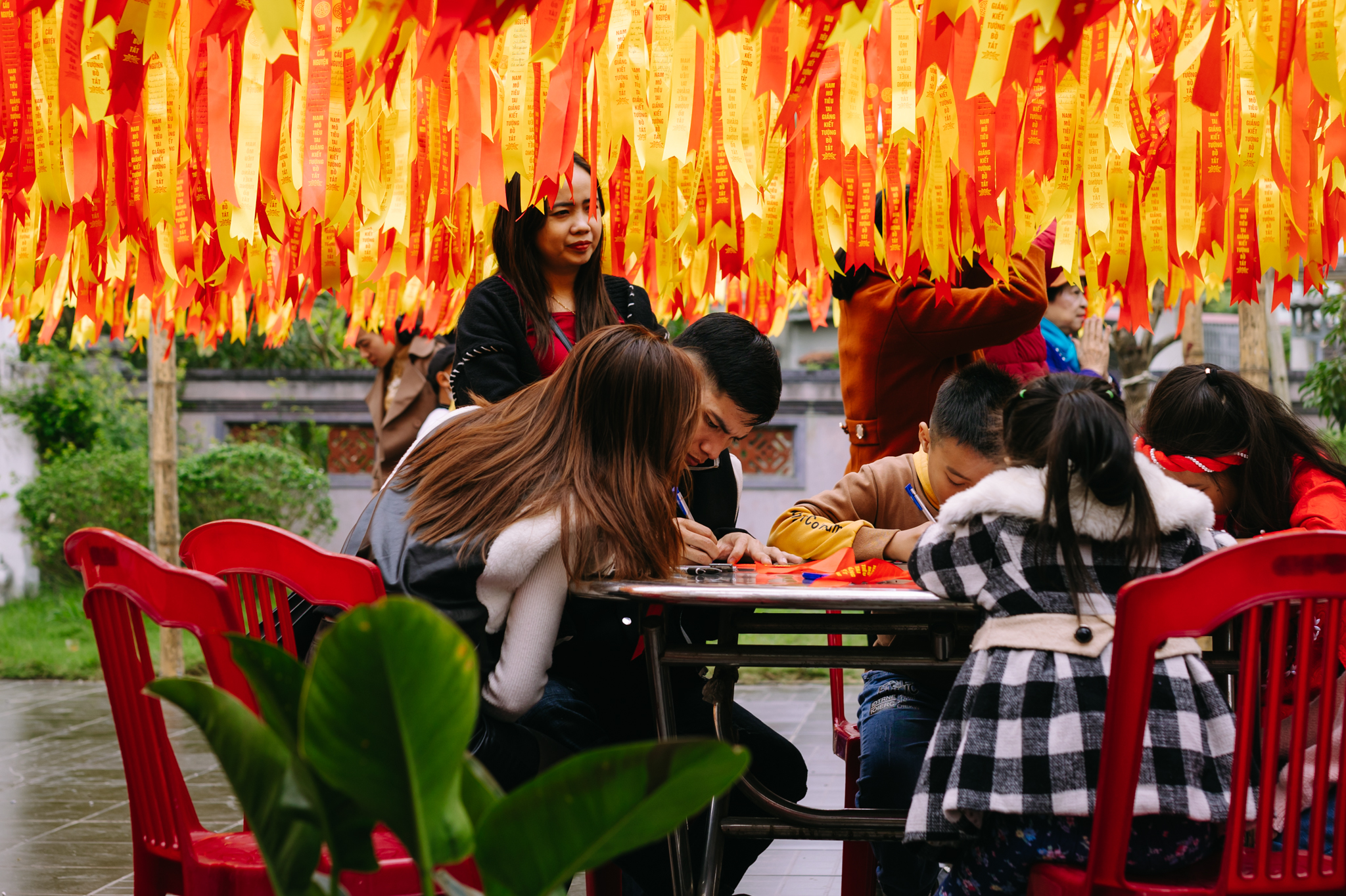 Vạn lượt người vãn cảnh, chiêm bái tại ngôi chùa cổ bậc nhất miền Trung- Ảnh 13.