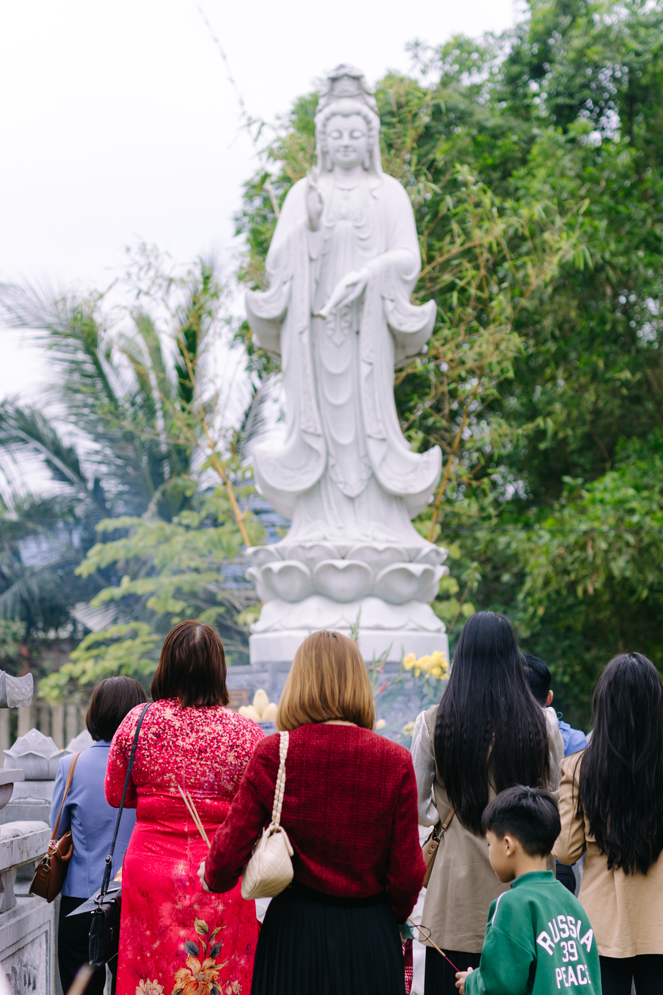 Vạn lượt người vãn cảnh, chiêm bái tại ngôi chùa cổ bậc nhất miền Trung- Ảnh 10.