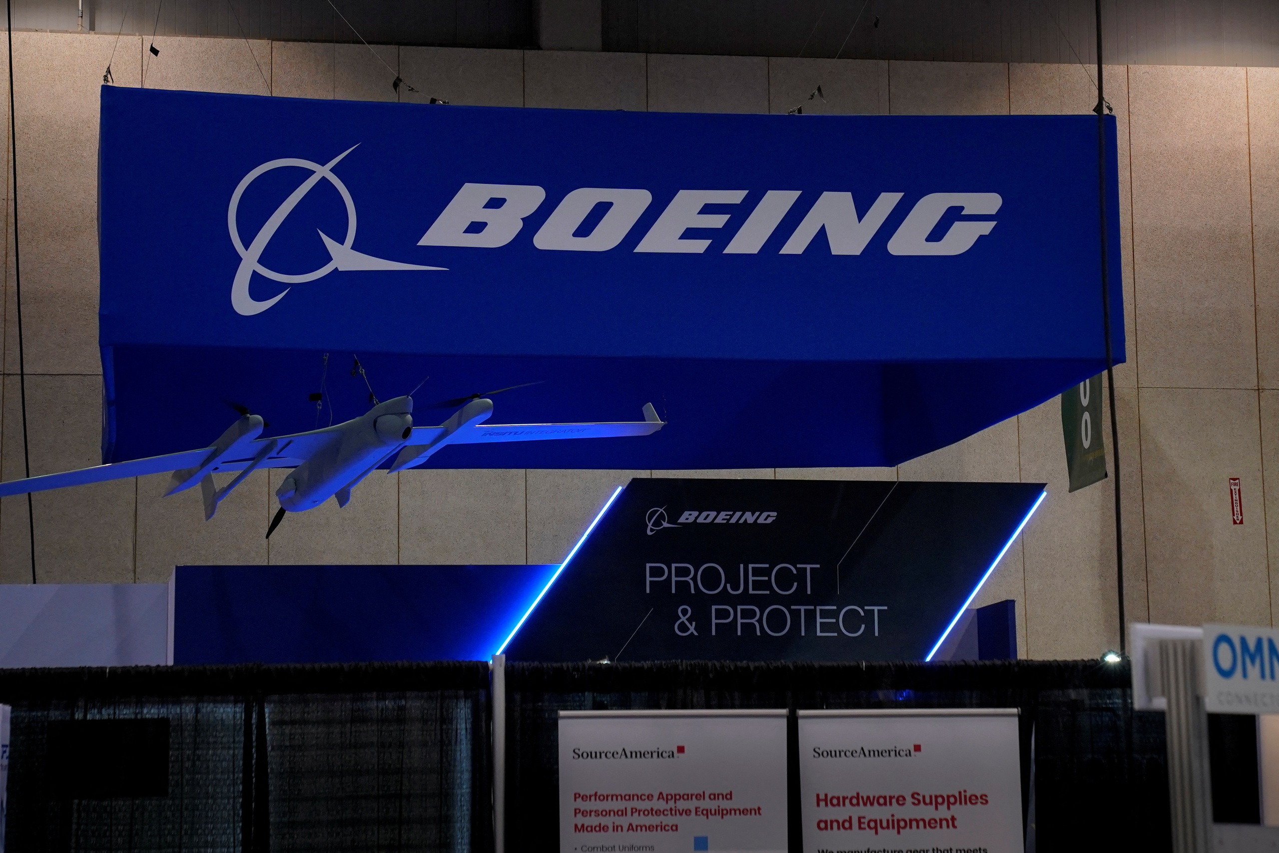 Đơn đặt hàng Boeing giảm mạnh trong tháng 1- Ảnh 1.