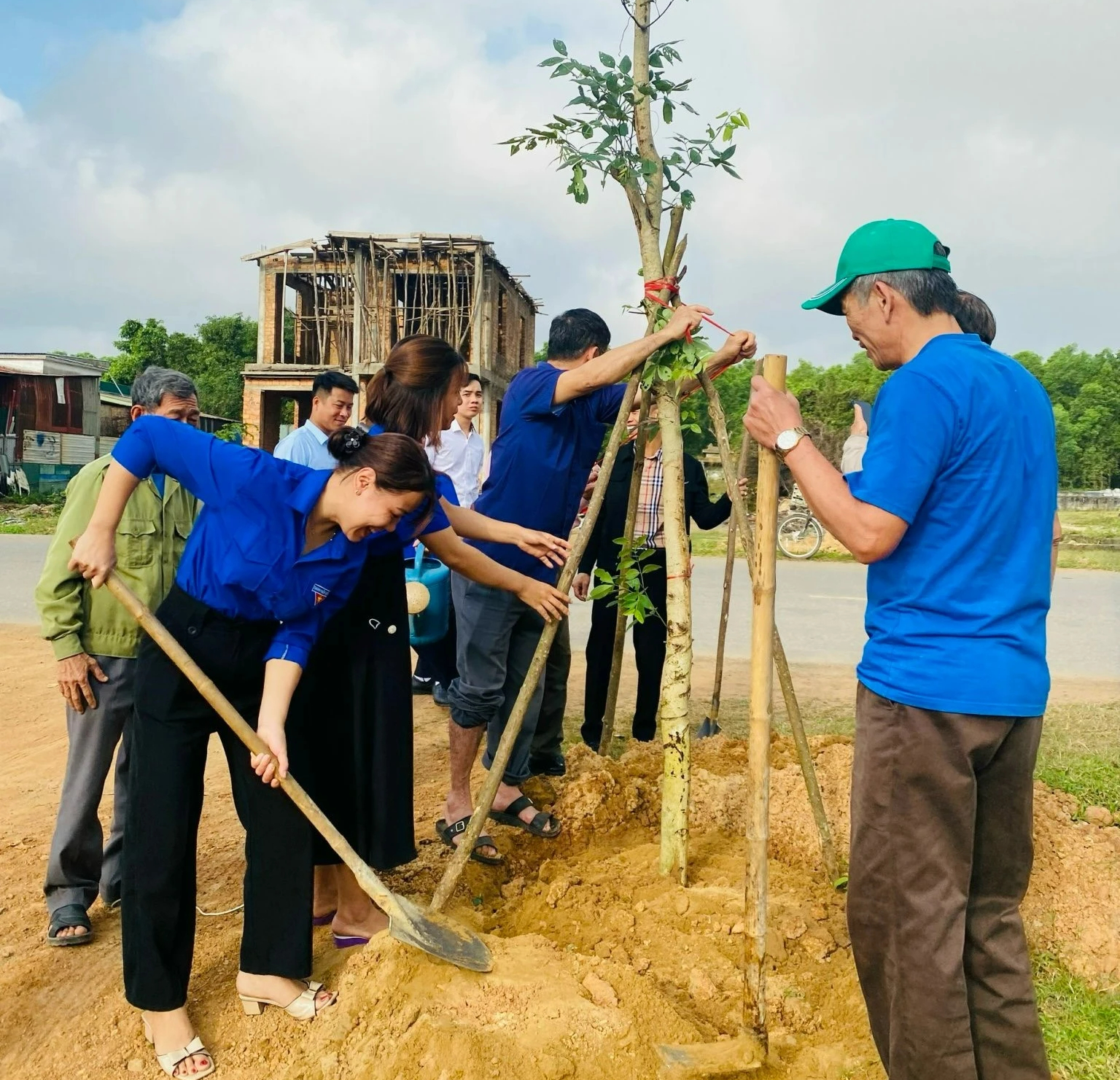 Quảng Bình, Quảng Trị khai hội trồng cây- Ảnh 3.